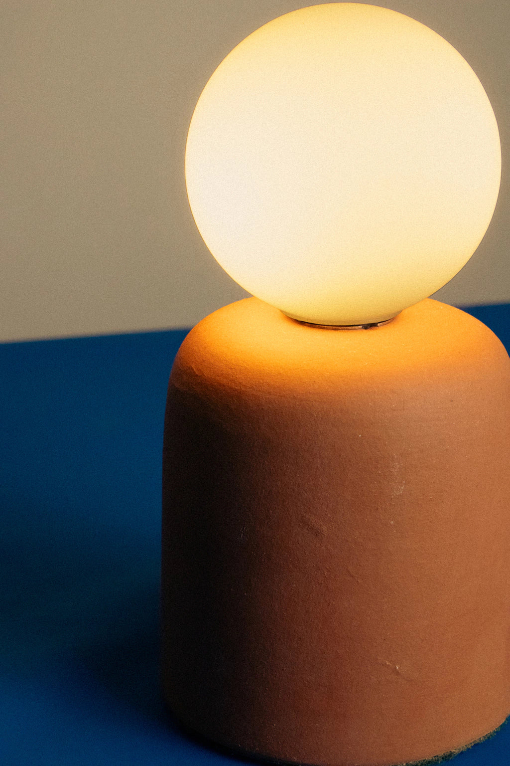 Cuia Table Lamp