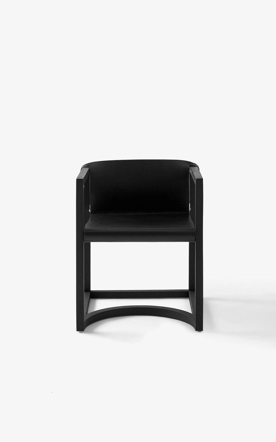 Capa (SEM) Chair
