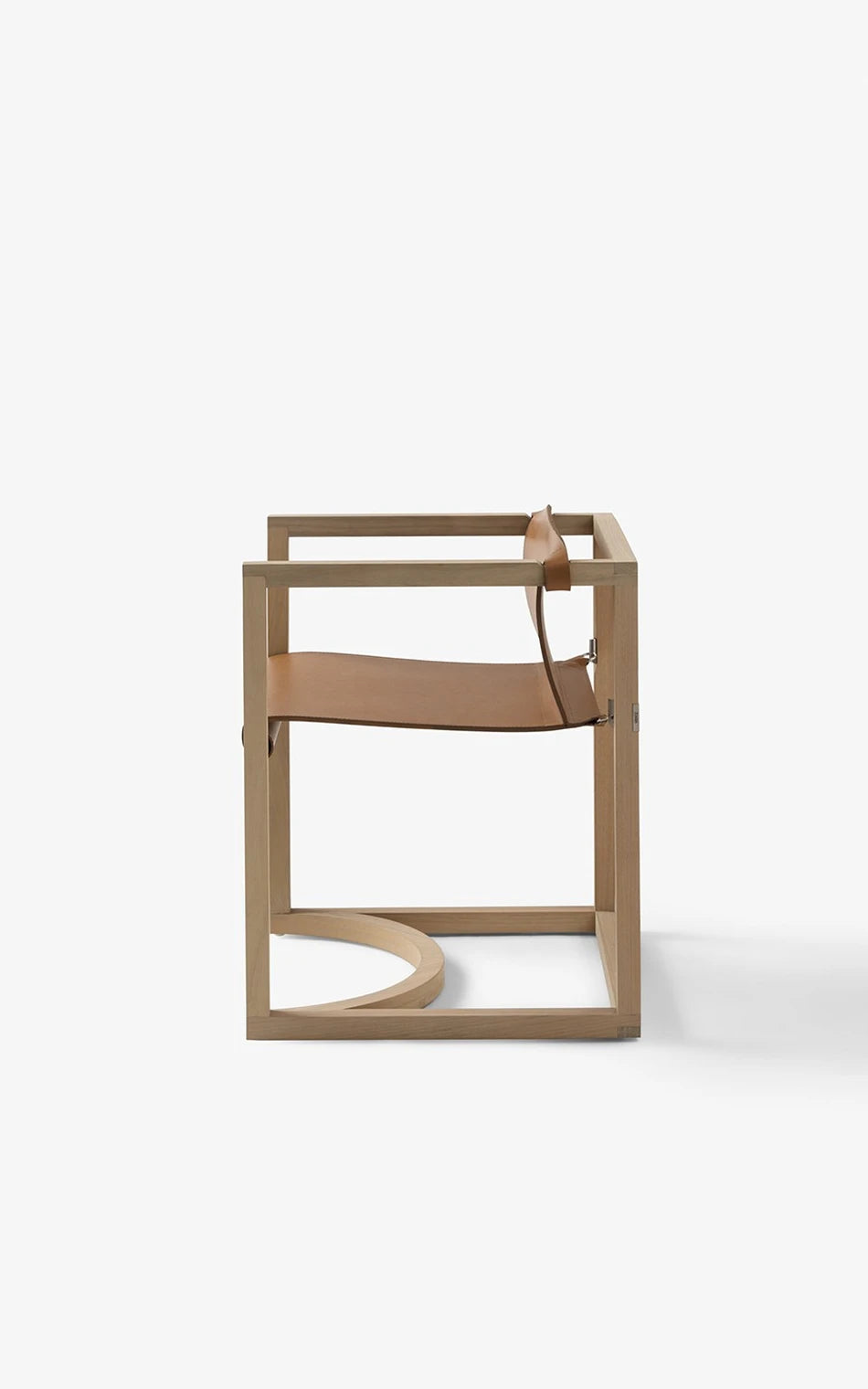 Capa (SEM) Chair