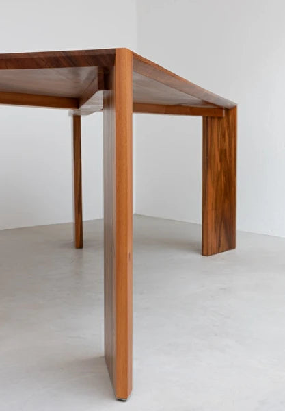 Mesa de comedor Chanfro