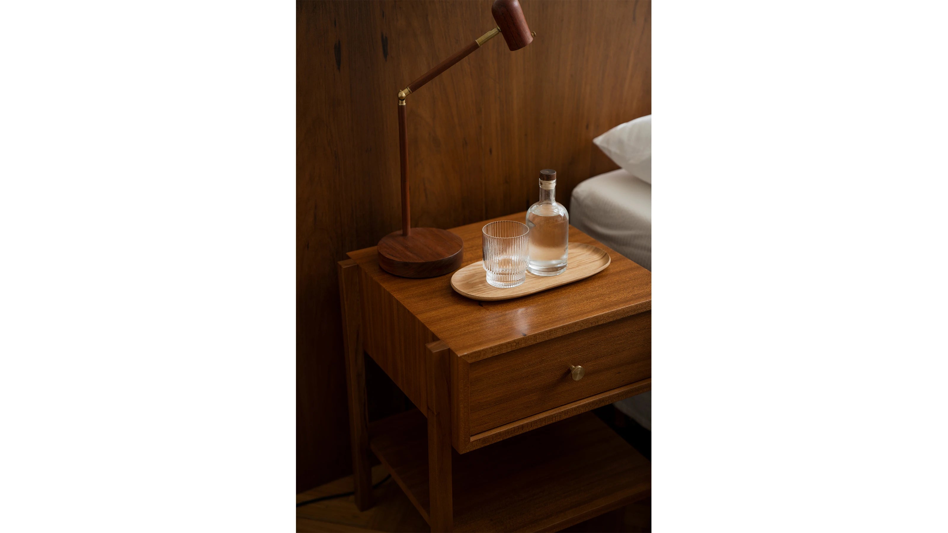 Taga Bedside Table
