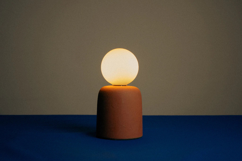 Cuia Table Lamp