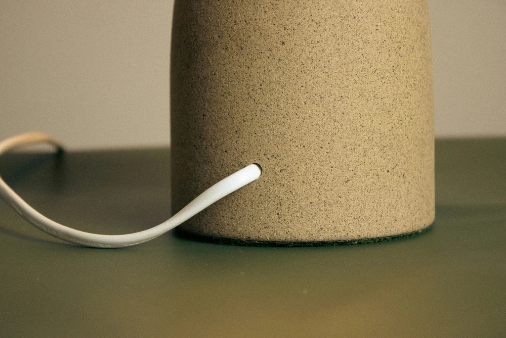 Cuia Table Lamp