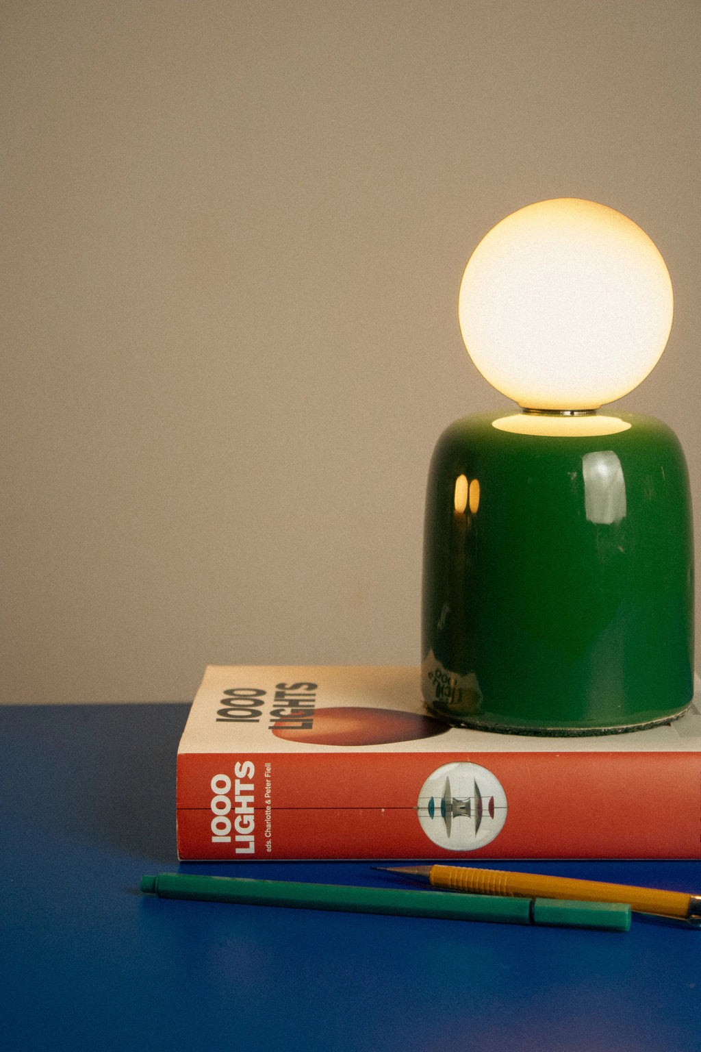 Cuia Table Lamp