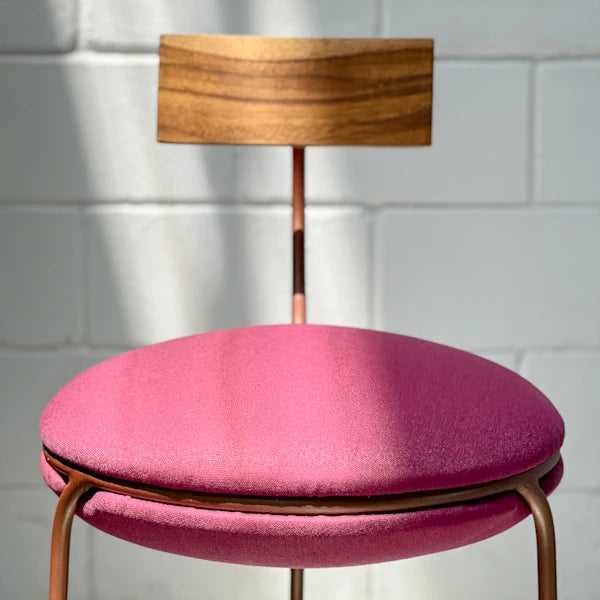 Curió High Stool
