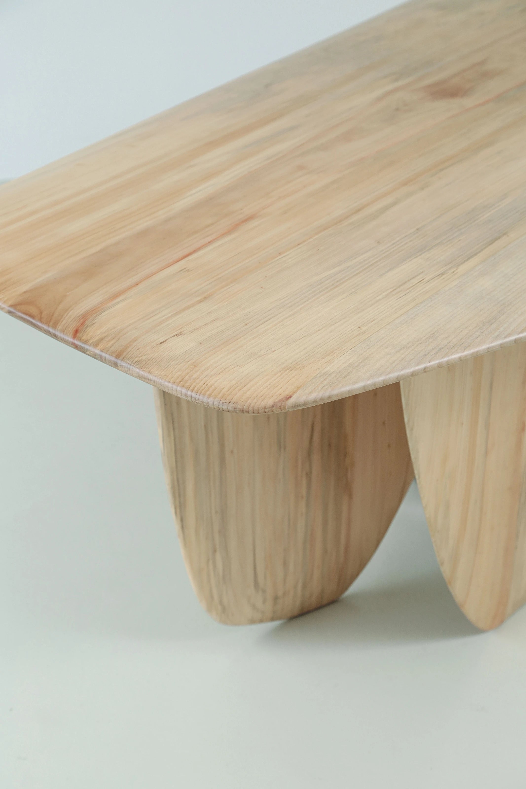 Mesa de comedor Seixo
