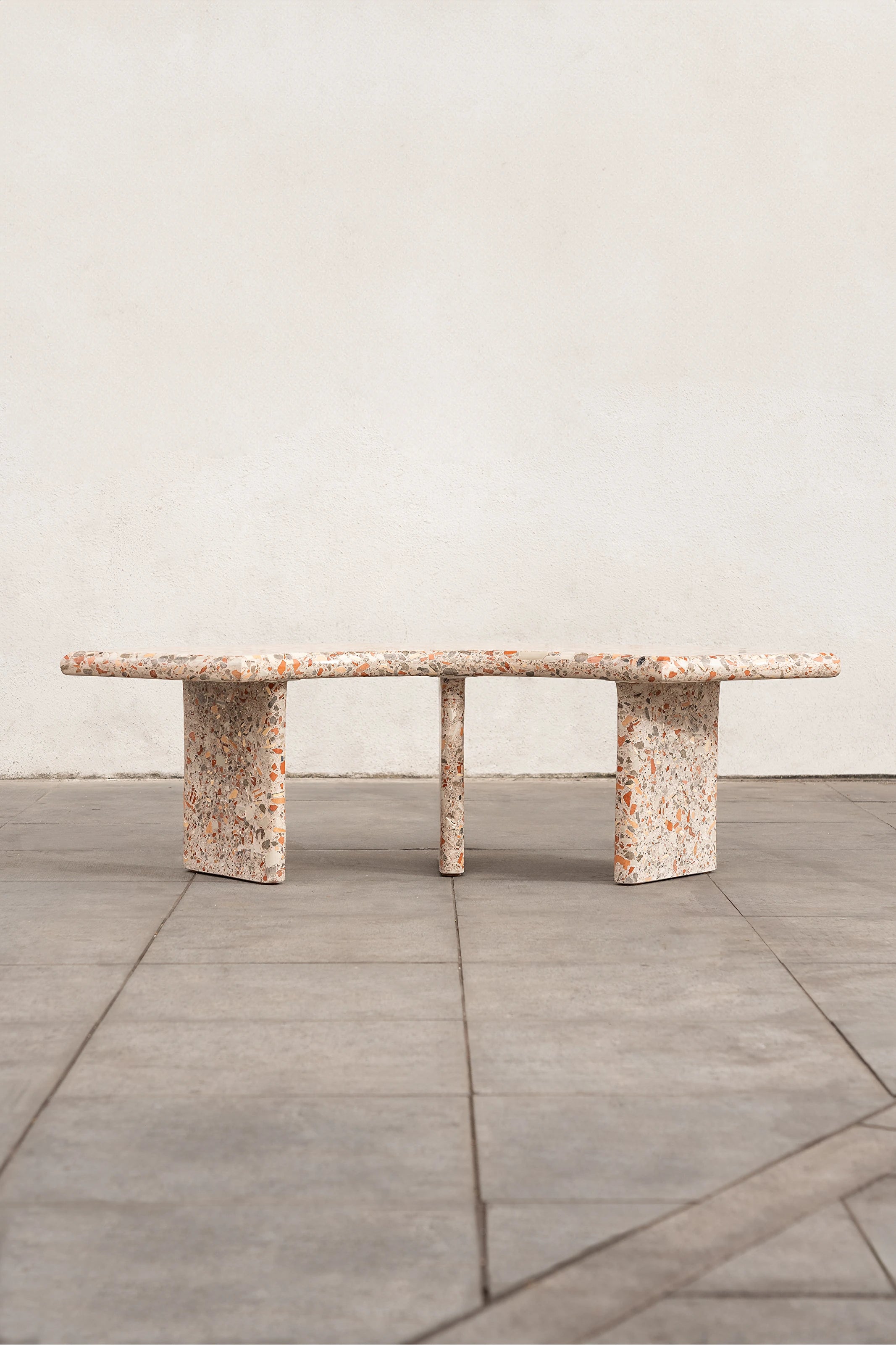 Brut Bench