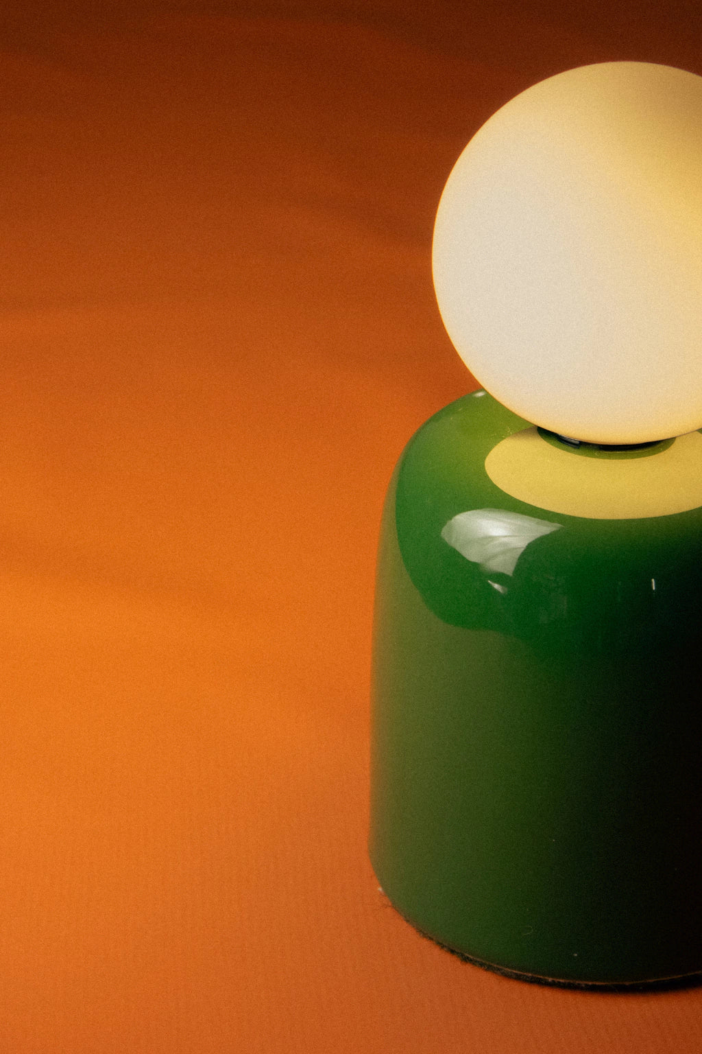 Cuia Table Lamp