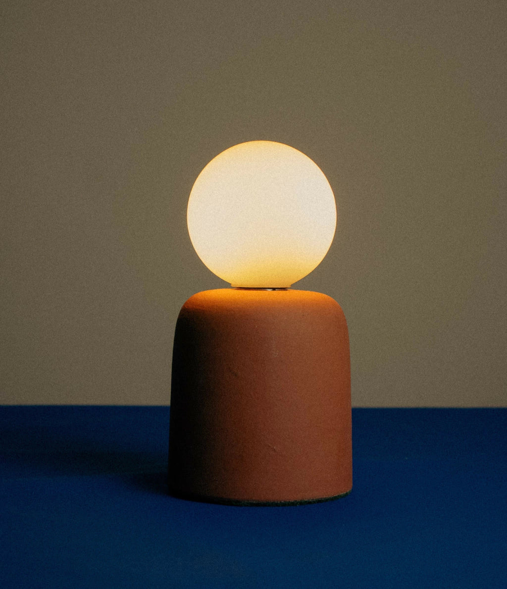 Cuia Table Lamp