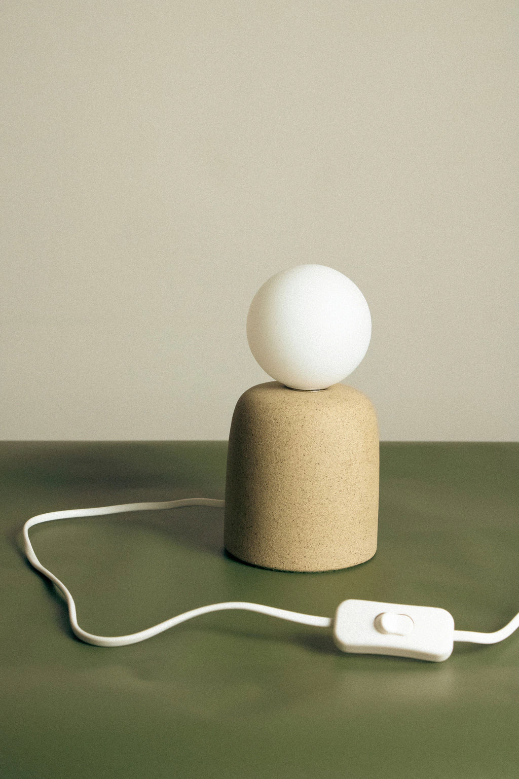 Cuia Table Lamp