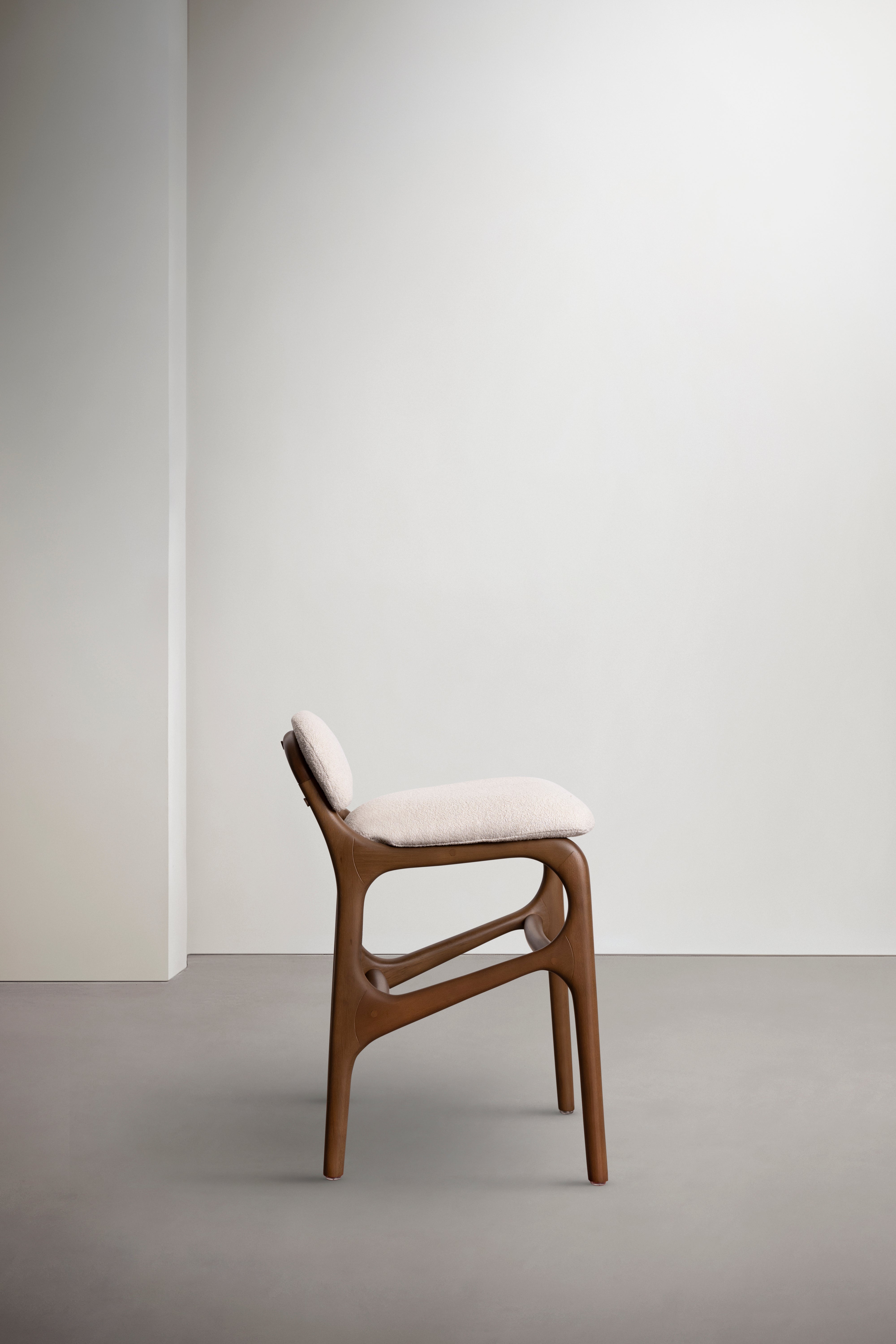 Hang High Stool