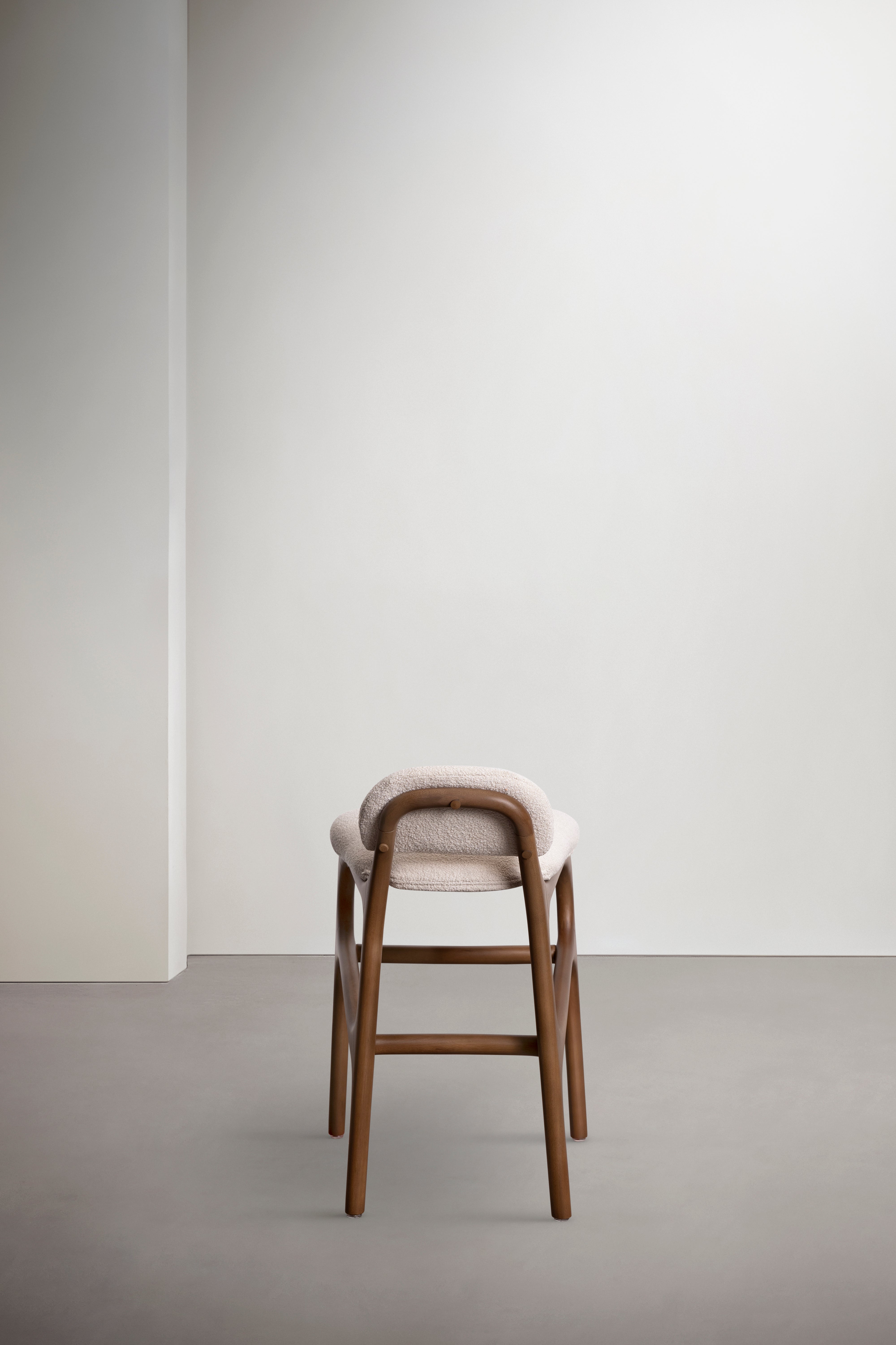 Hang High Stool