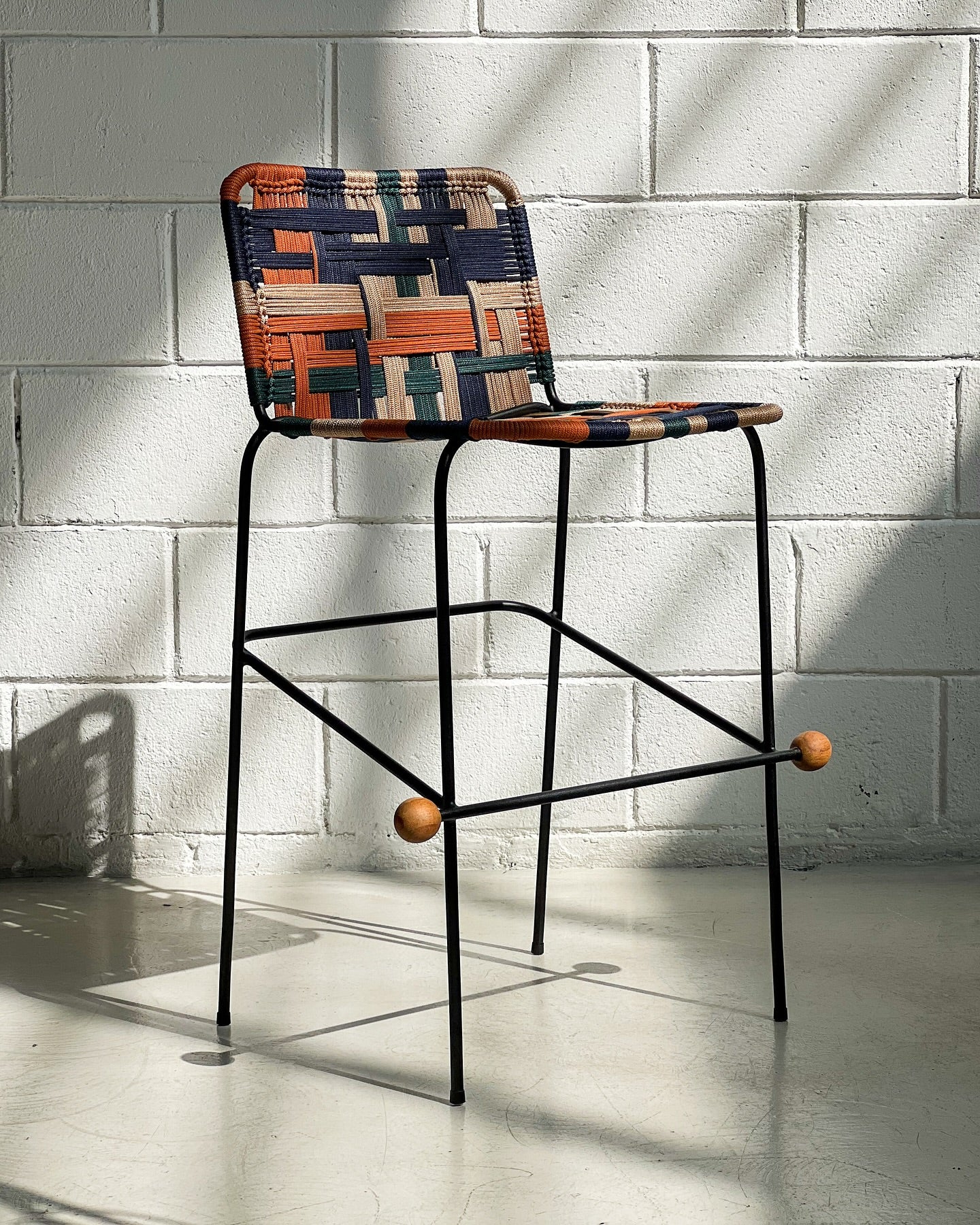Auê High Stool