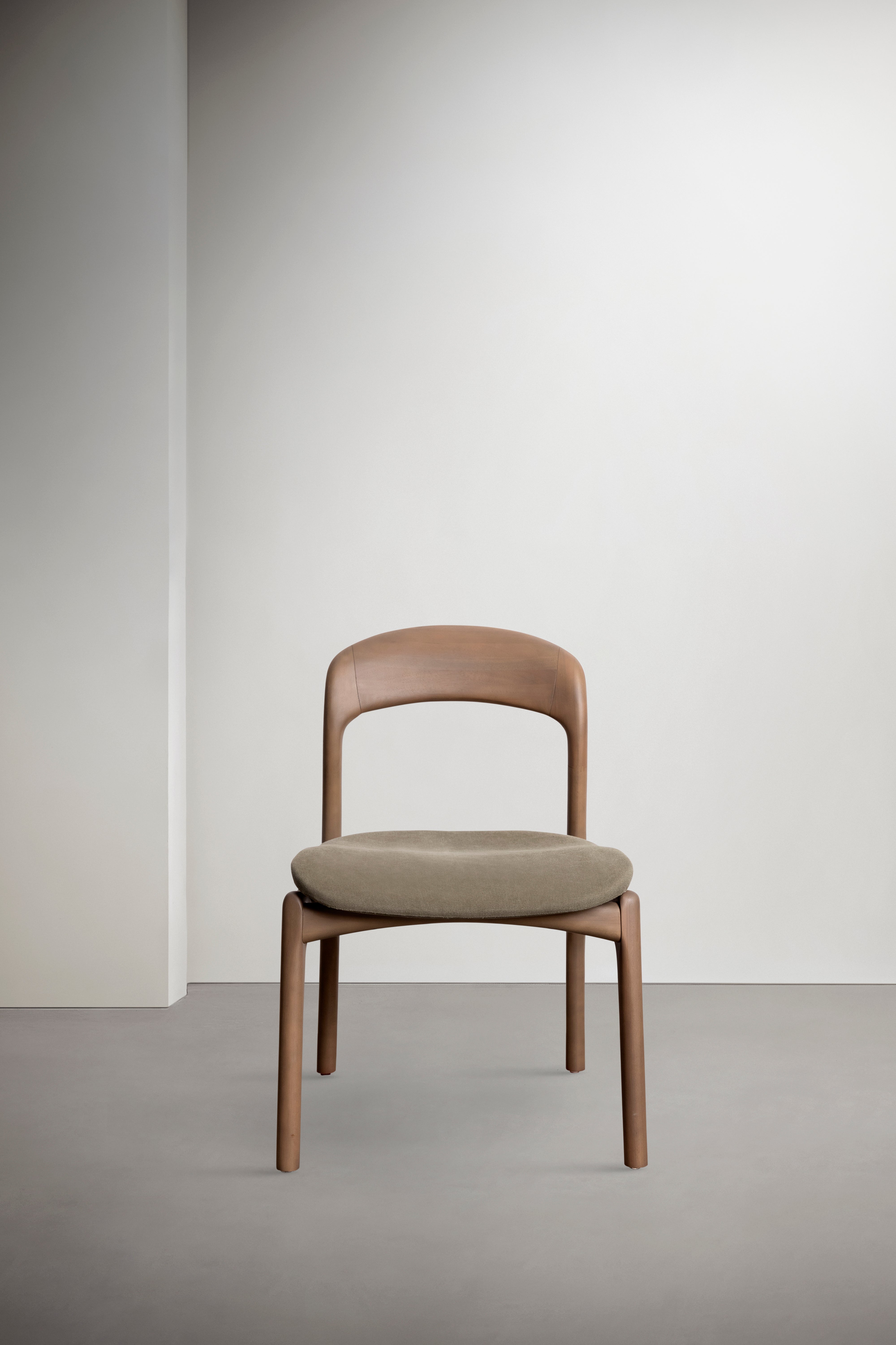 Arco Chair
