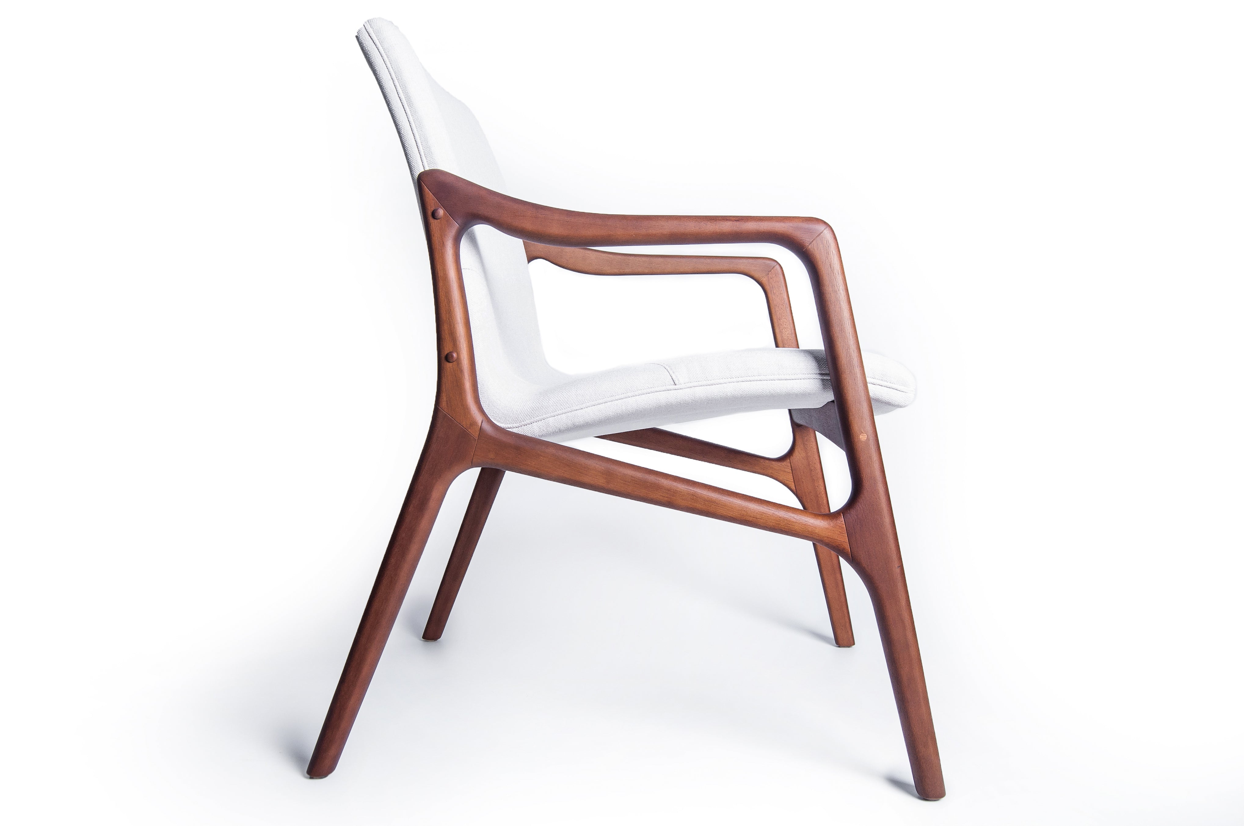 Borá Chair