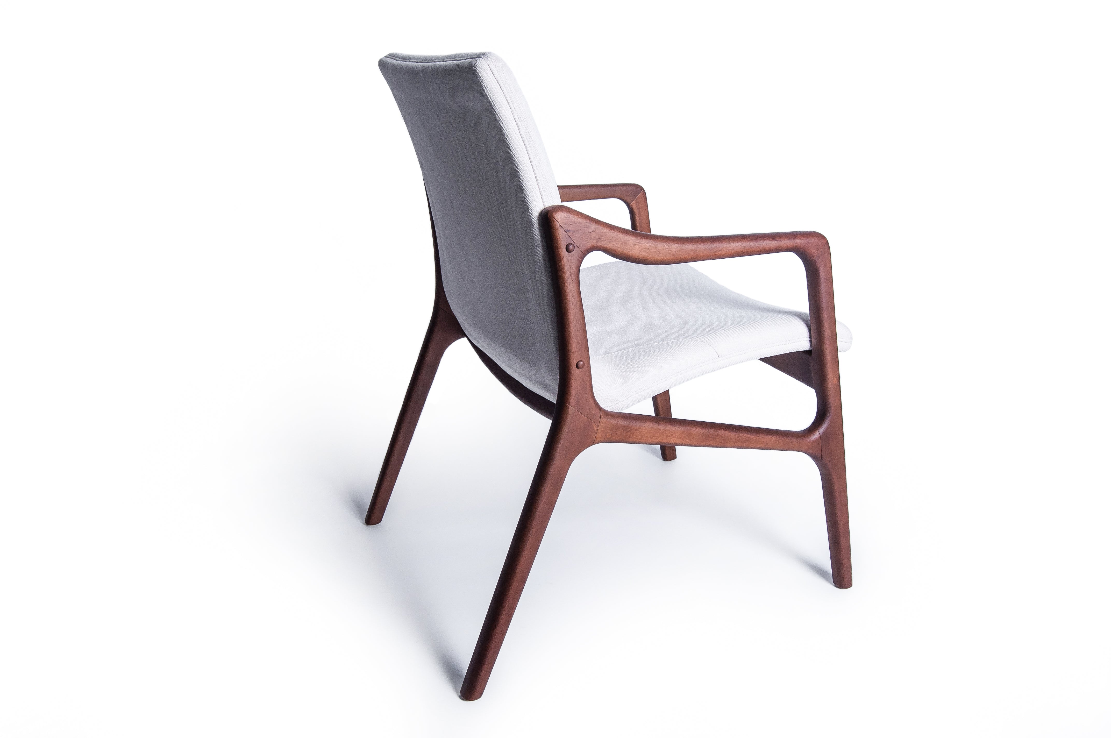 Borá Chair