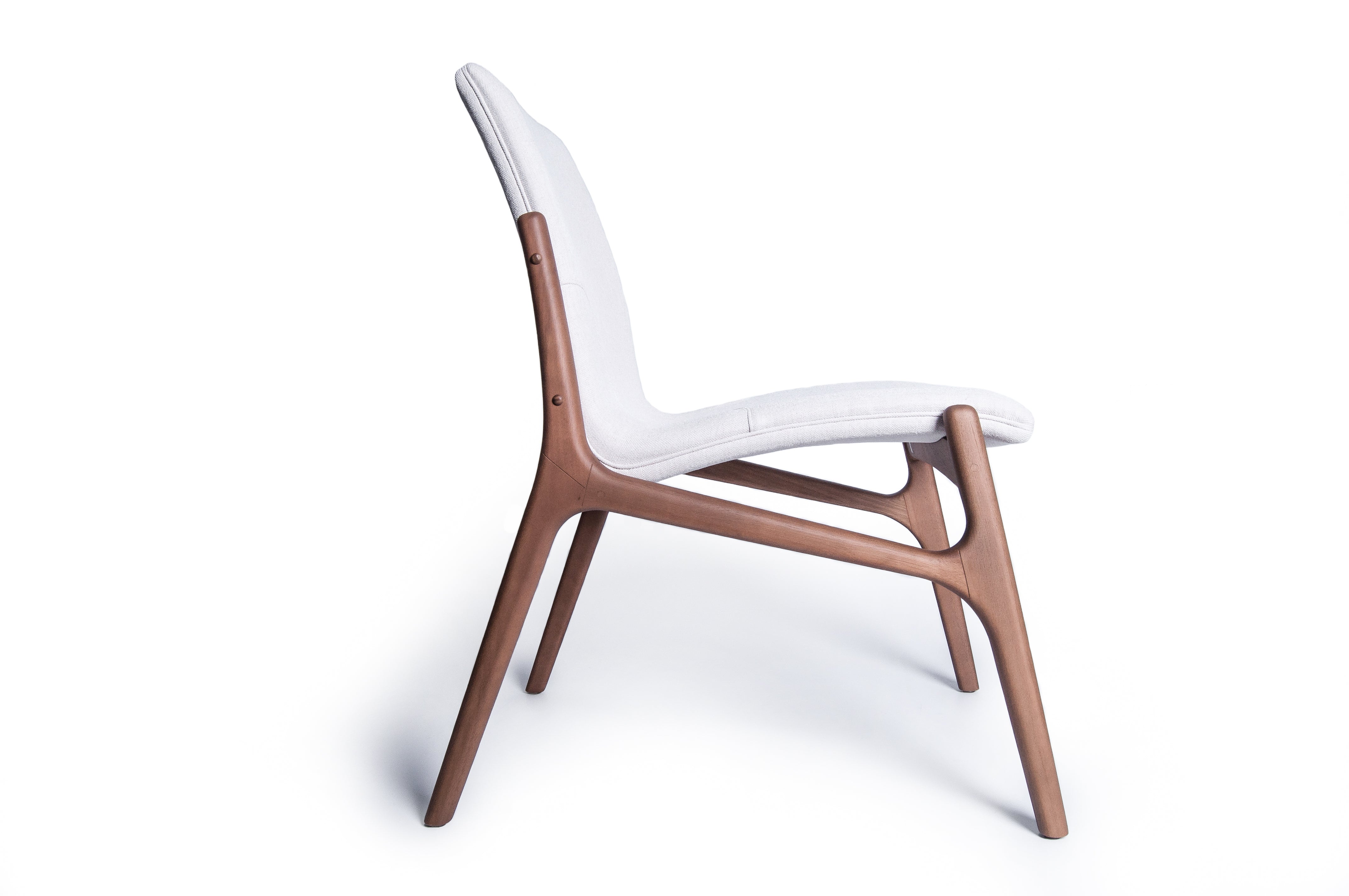 Borá Chair
