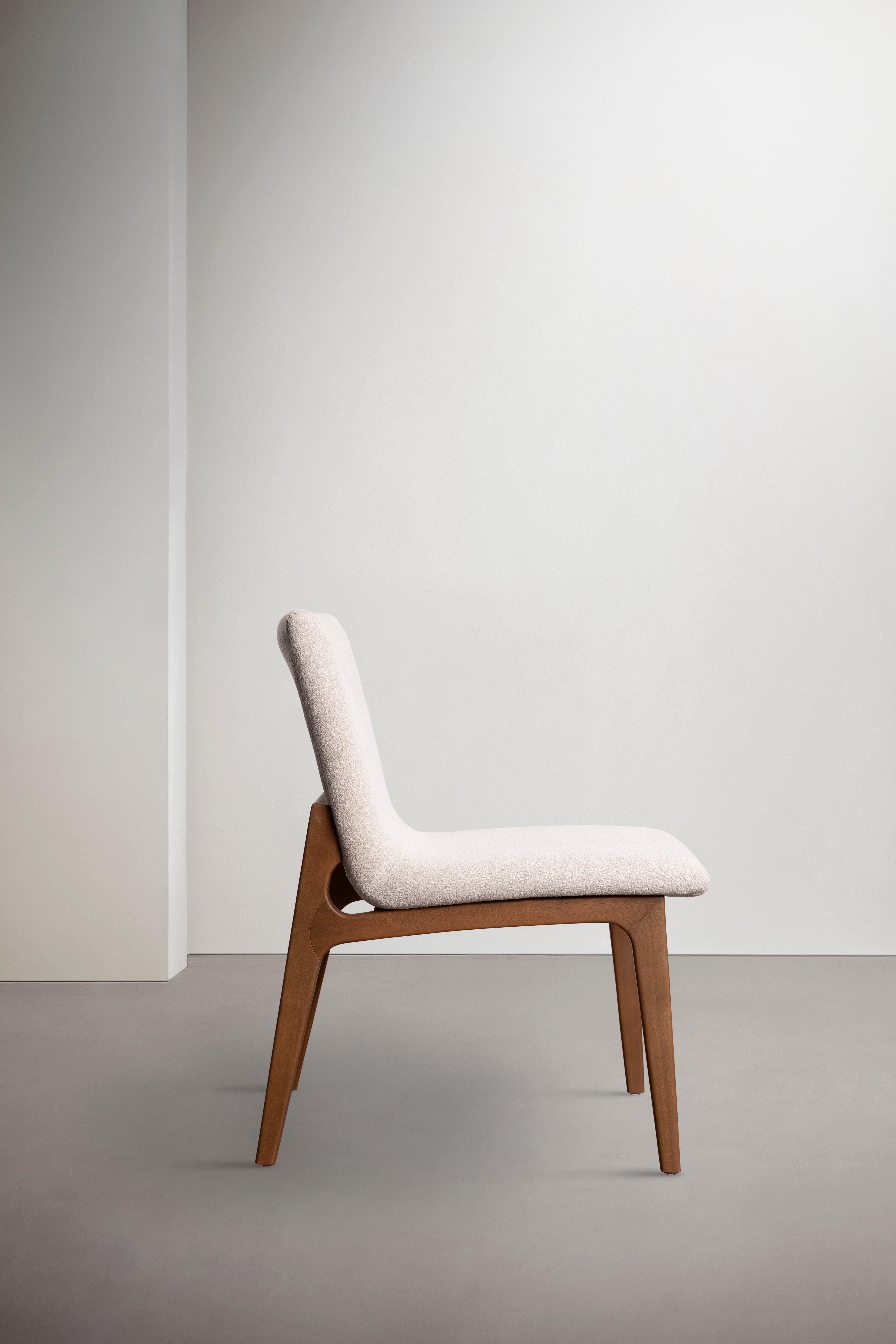 Slim Chair