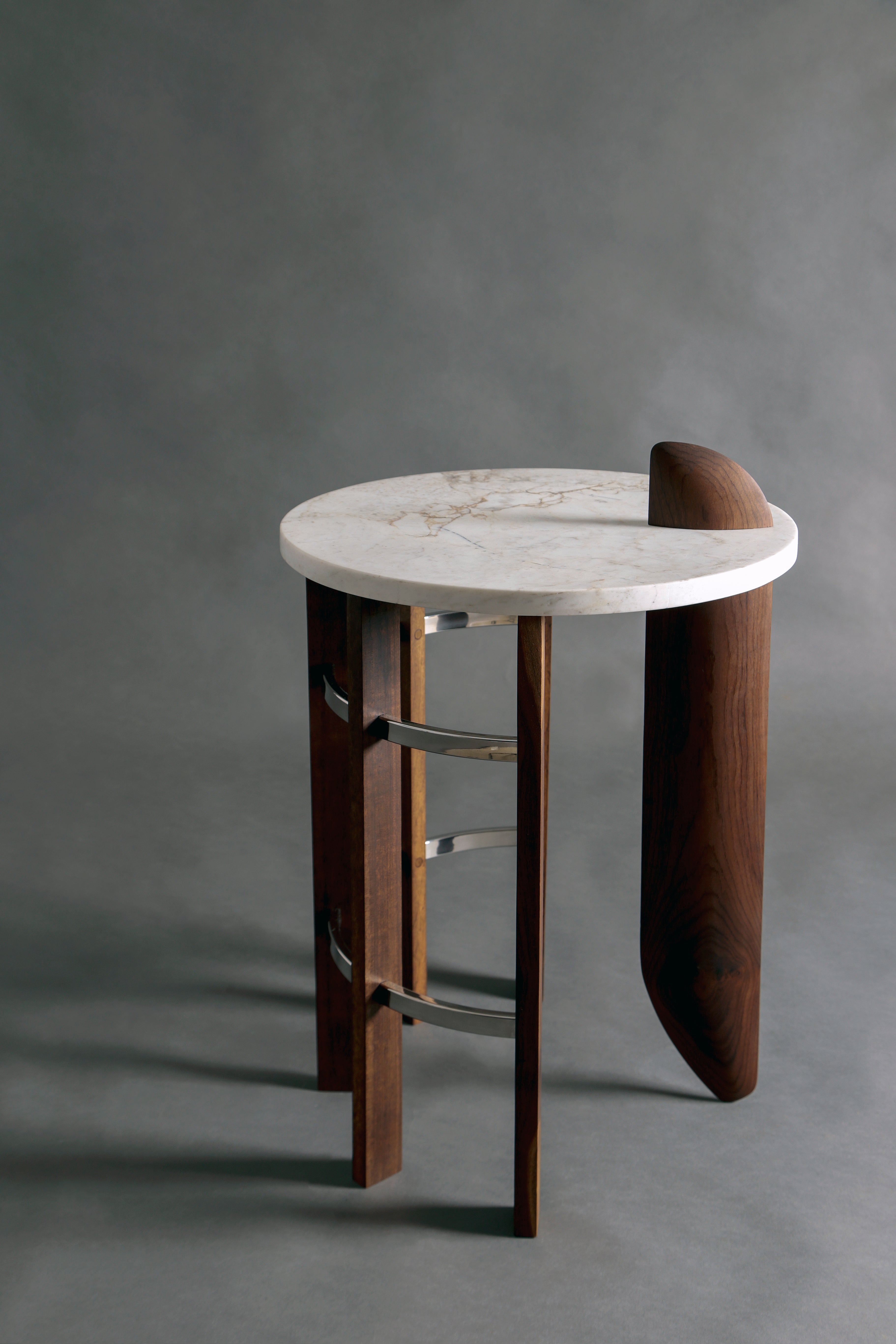 Tamanduá Side Table