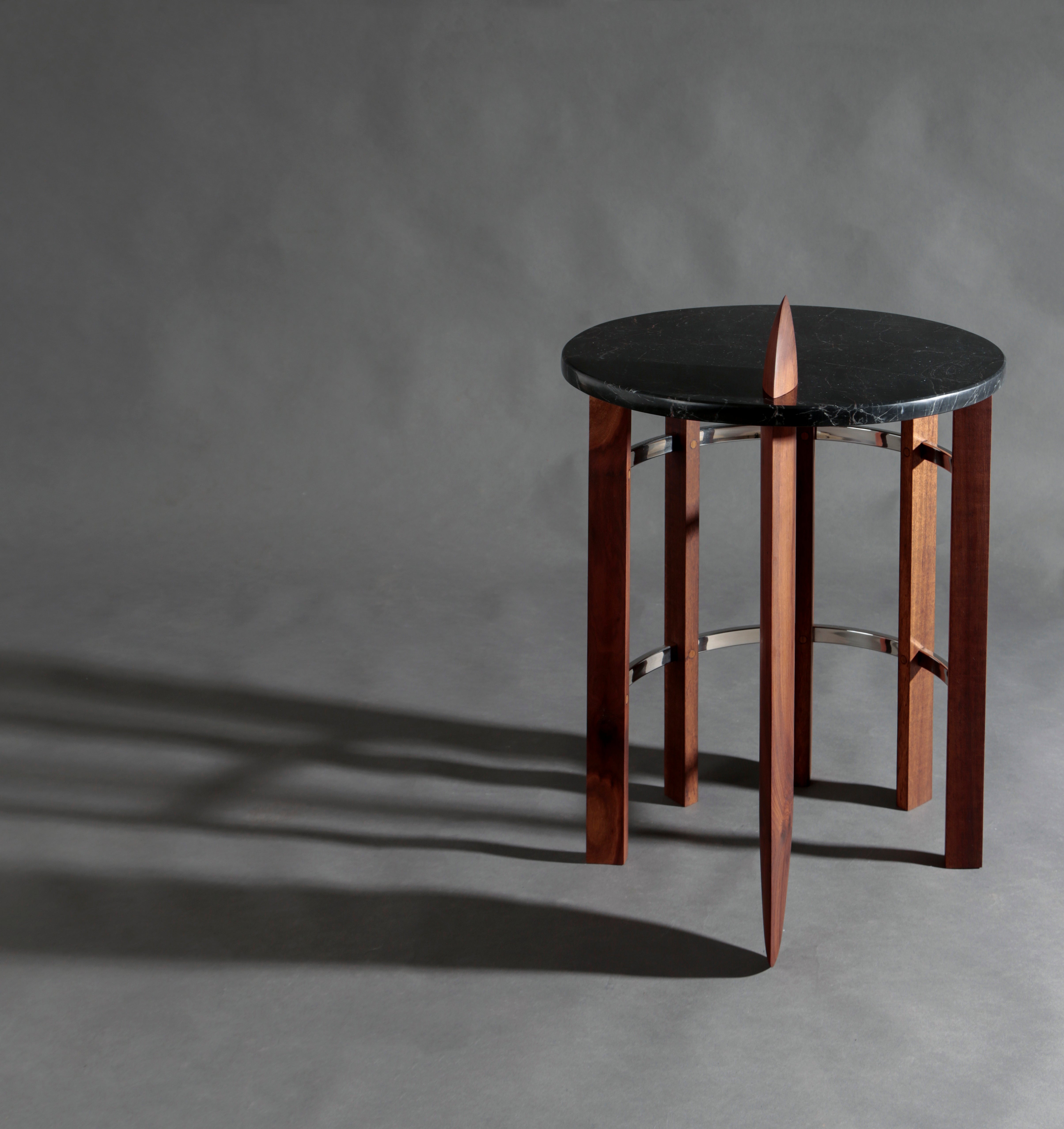 Tamanduá Side Table