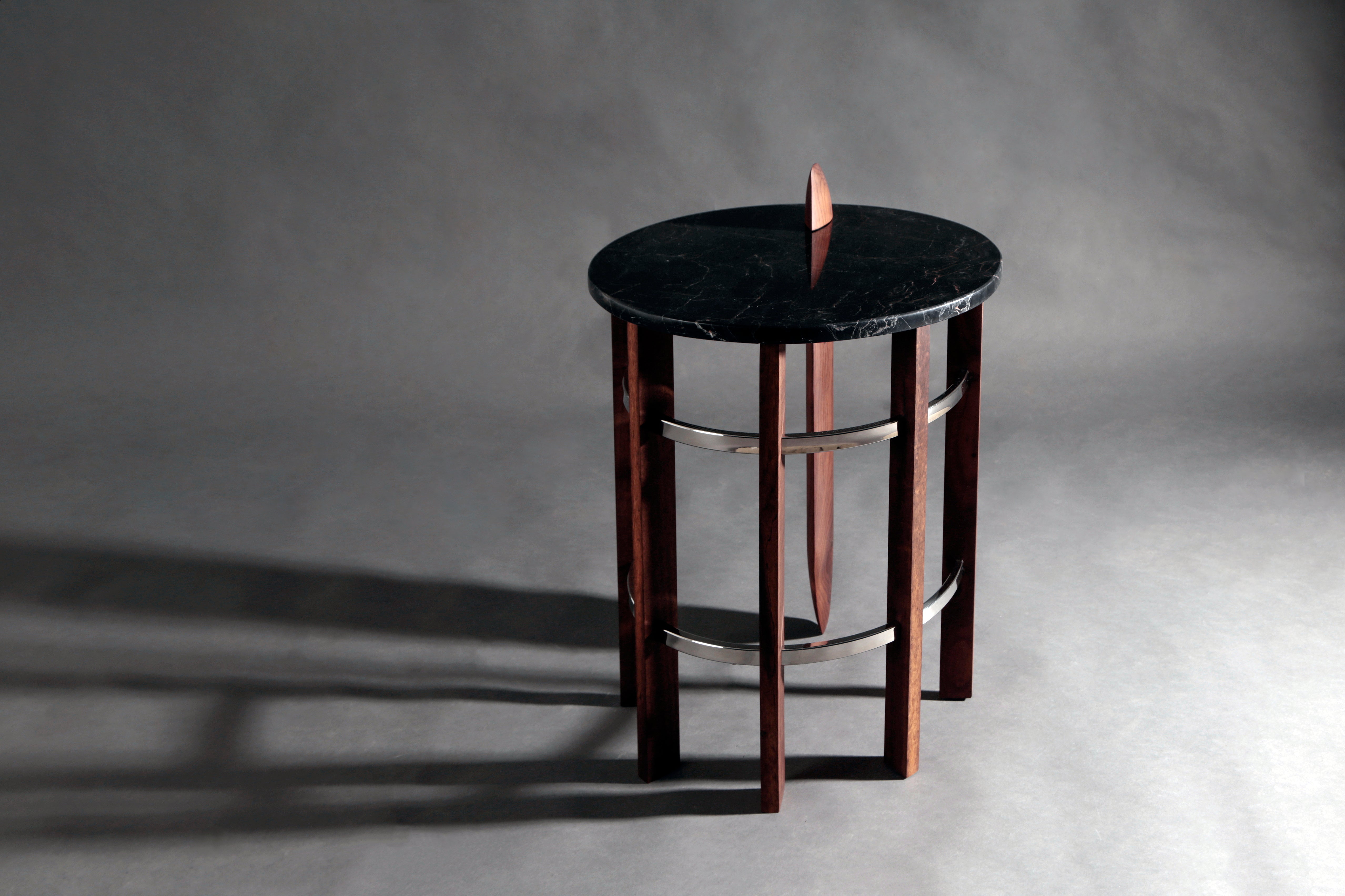 Tamanduá Side Table