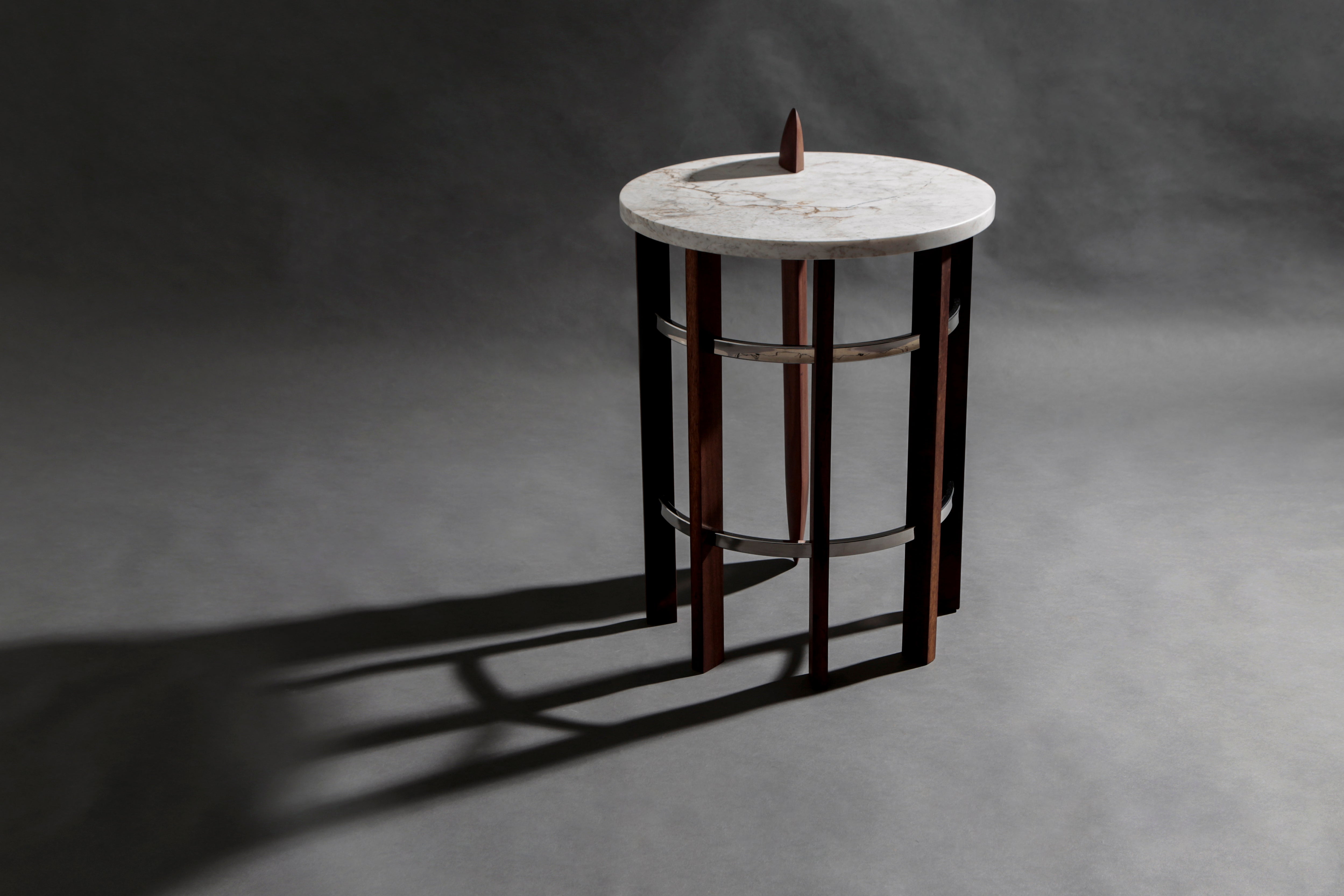 Tamanduá Side Table