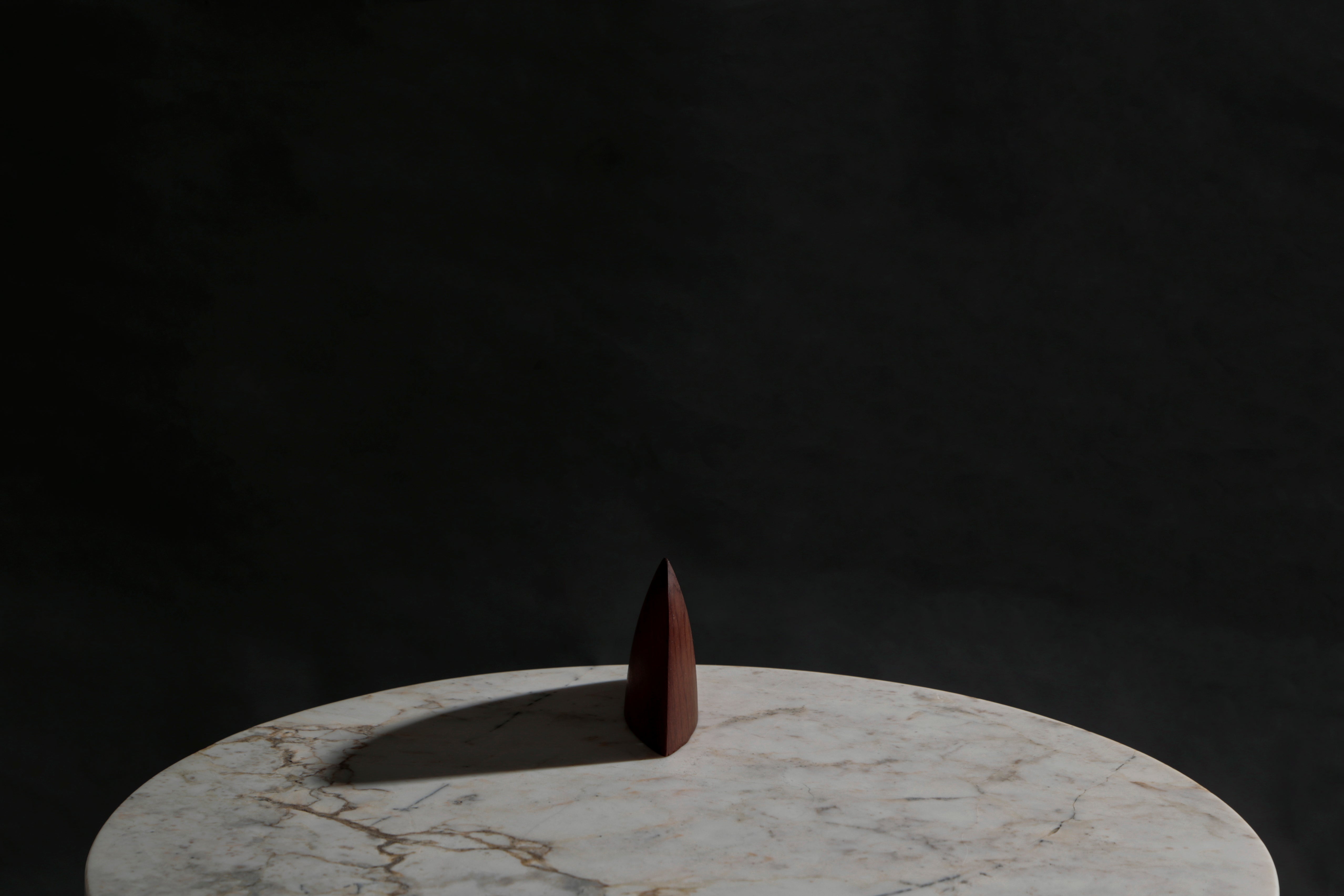 Tamanduá Side Table