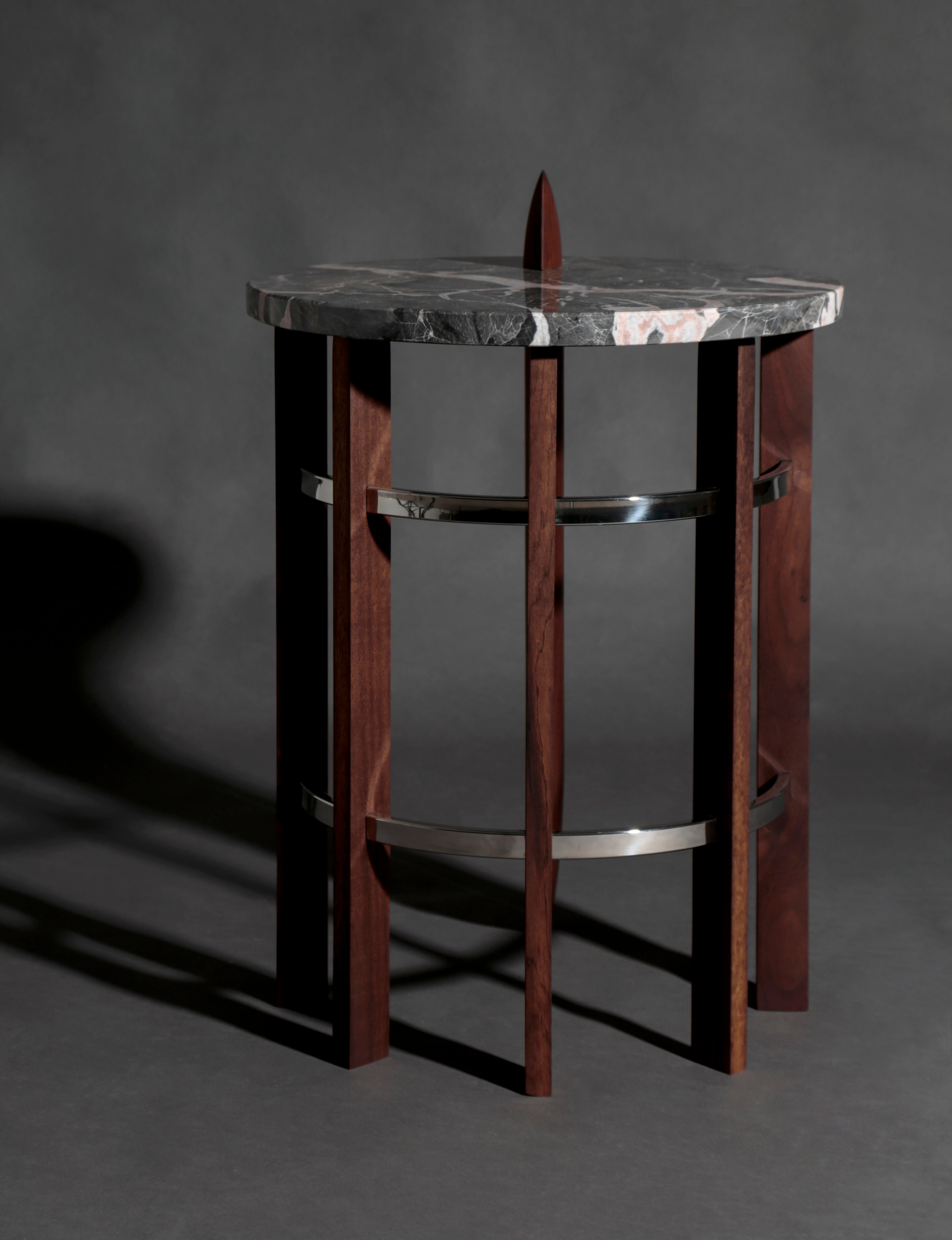 Tamanduá Side Table