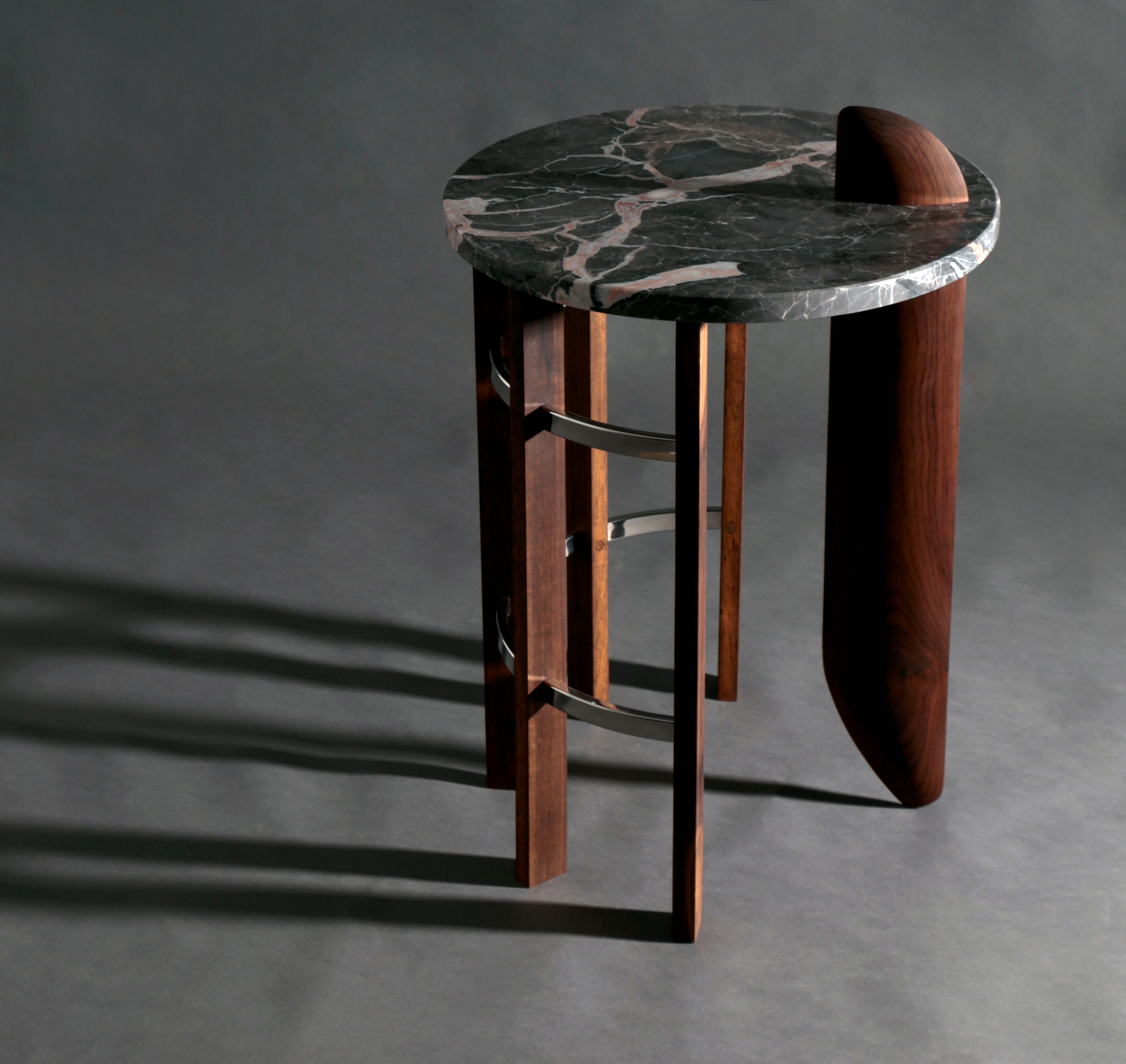 Tamanduá Side Table