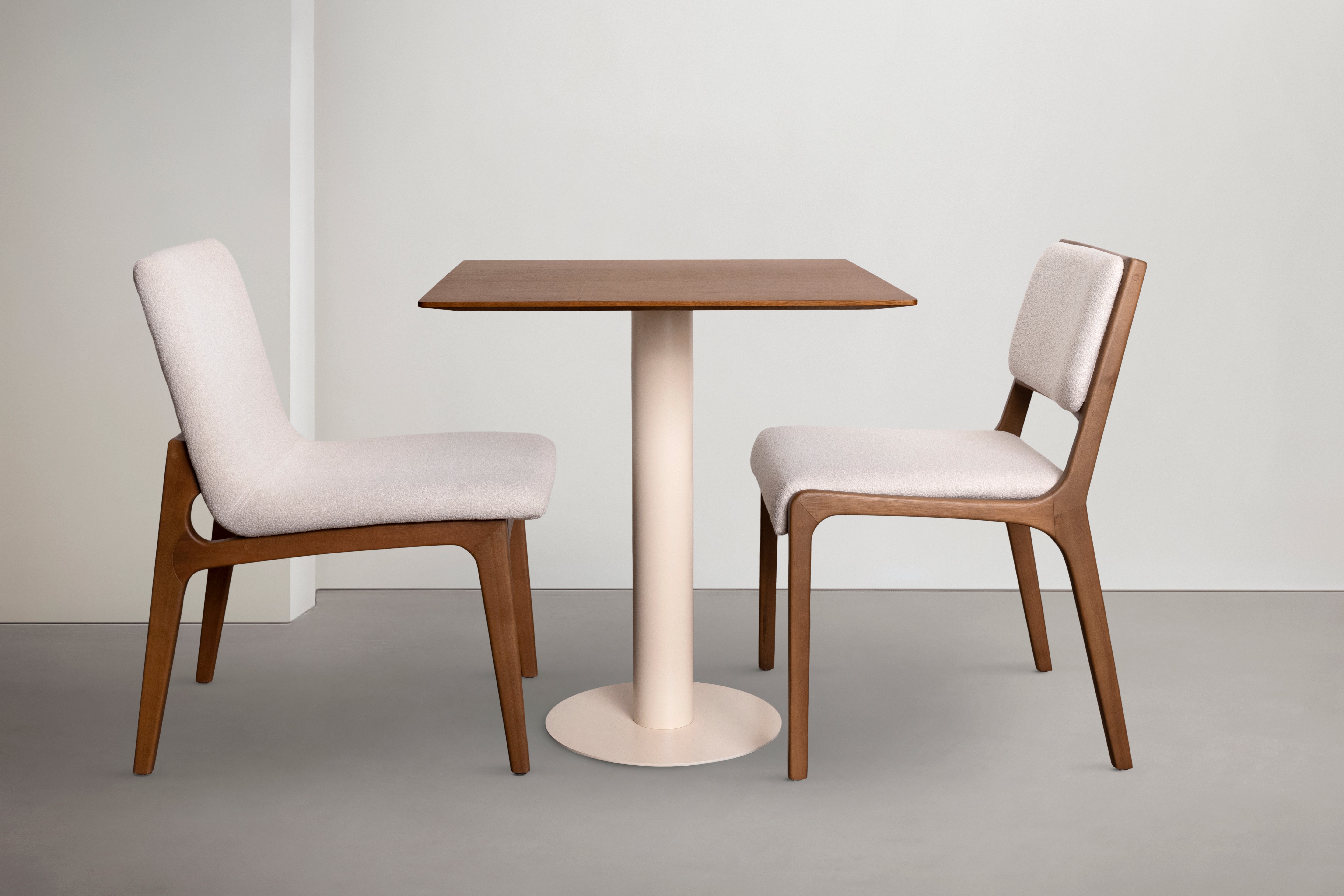 Roma Dining Table