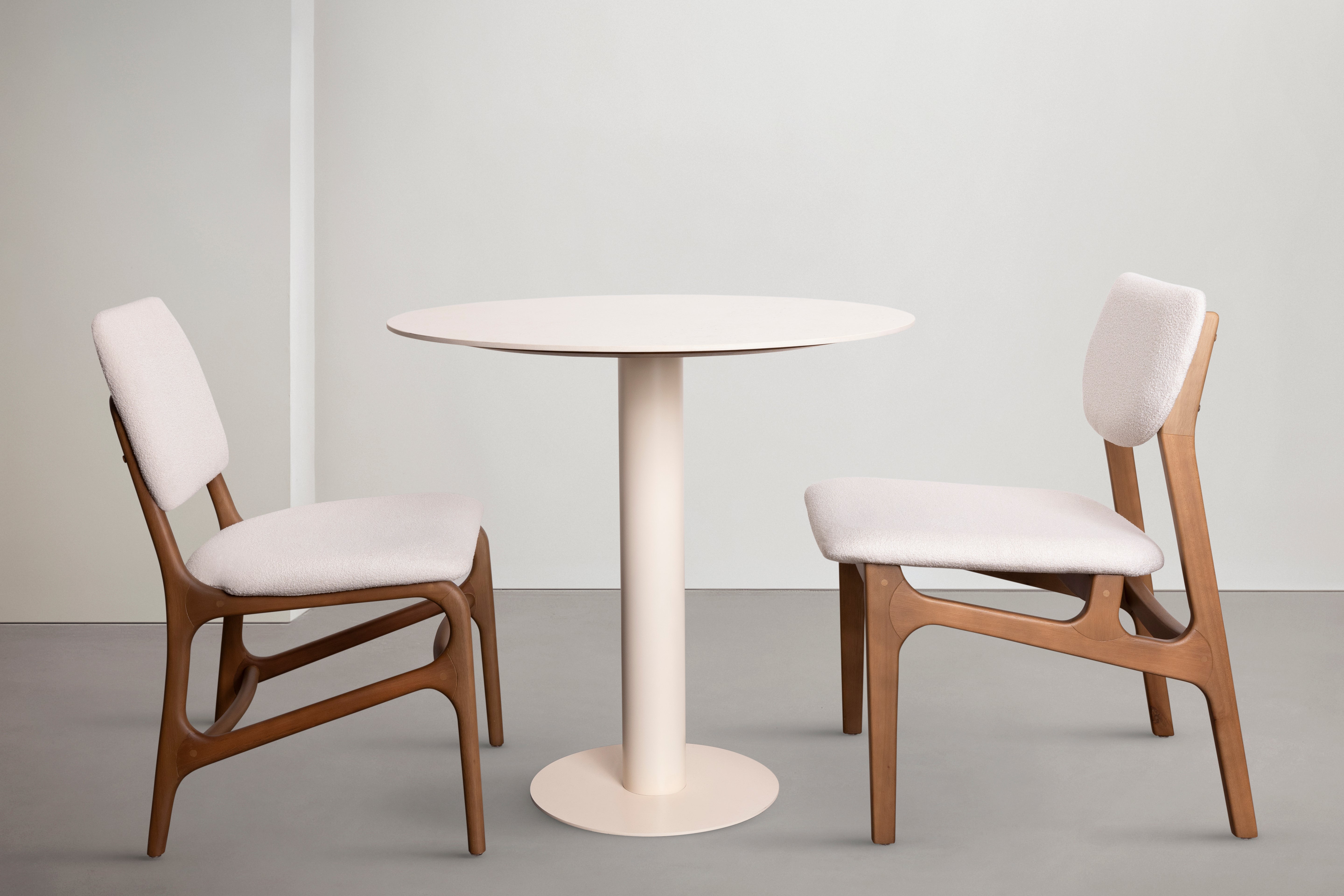 Roma Dining Table