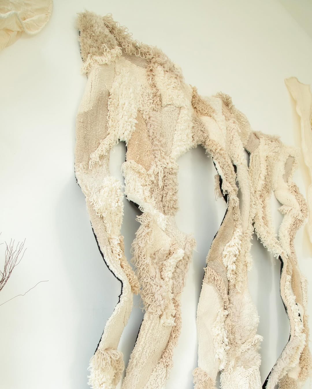 Escultura01 Wall Tapestry