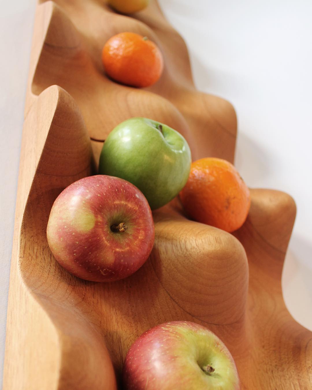 Ondear Wood Centerpiece