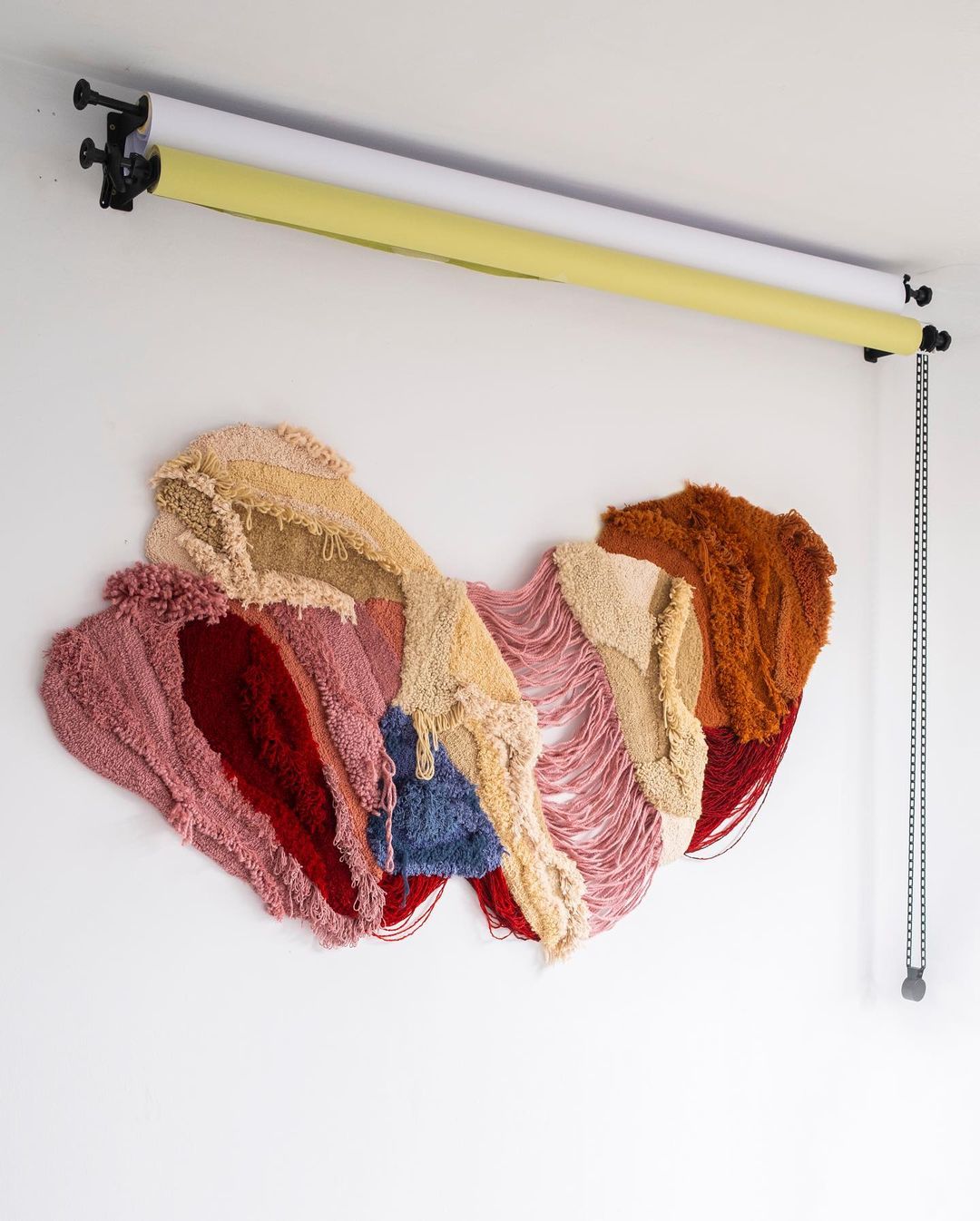 Tapiz de pared con corazones tribales