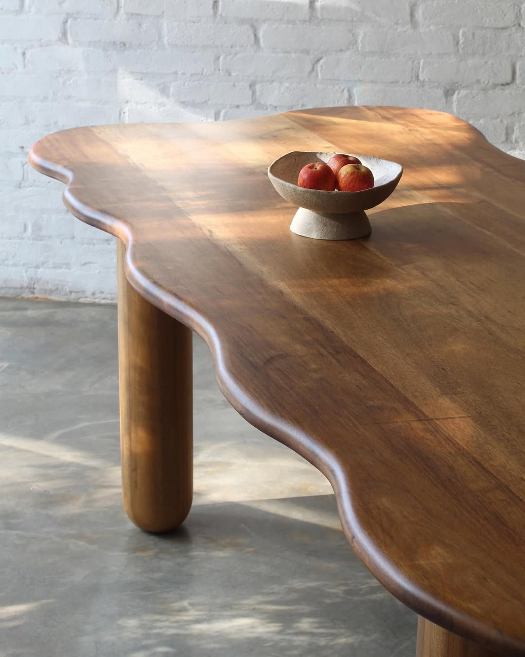 Mesa de comedor Maciça