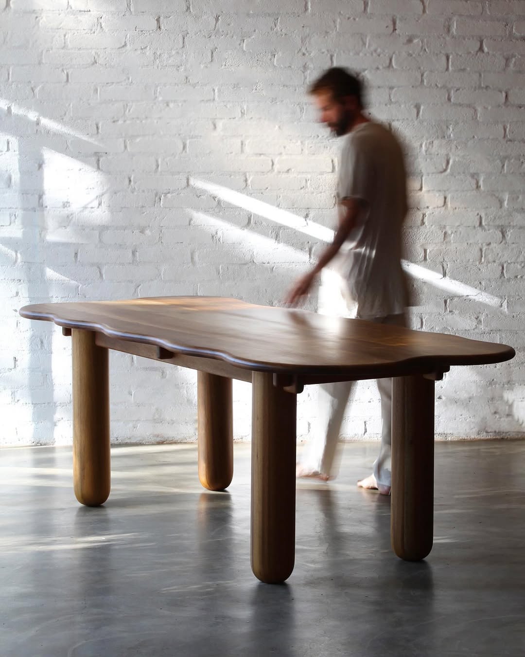 Mesa de comedor Maciça
