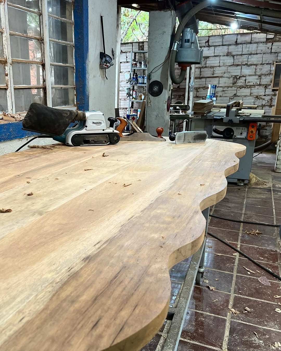 Mesa de comedor Maciça