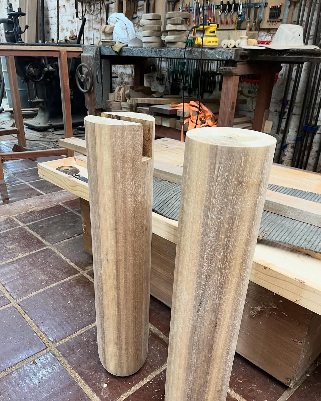 Mesa de comedor Maciça