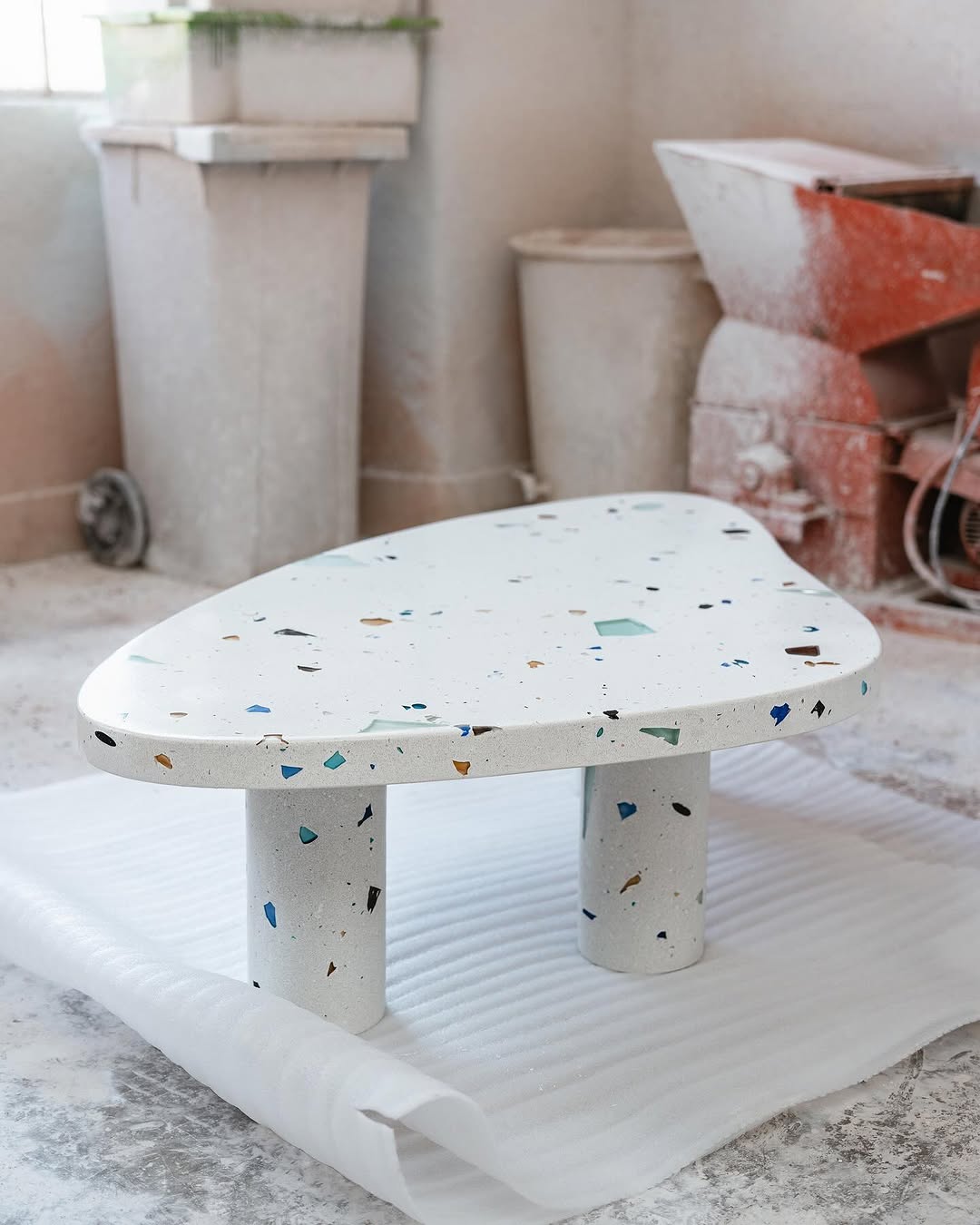 Mesa de centro monocromática