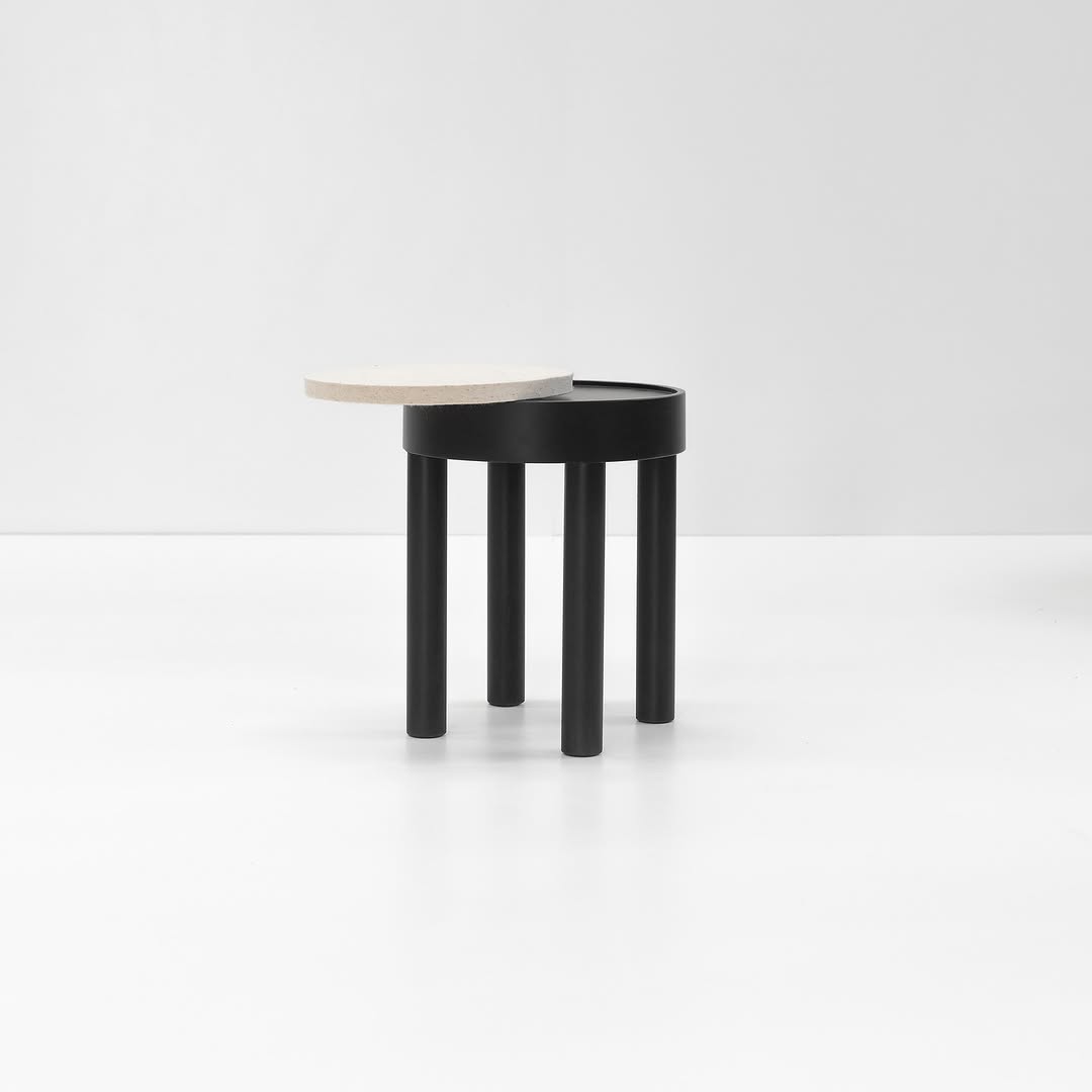Taburete de fieltro