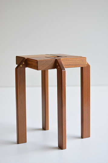 Taburete Arq