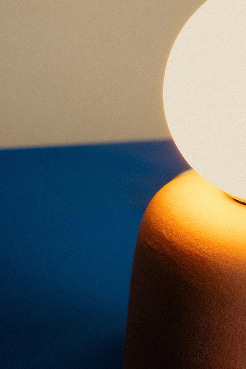 Cuia Table Lamp