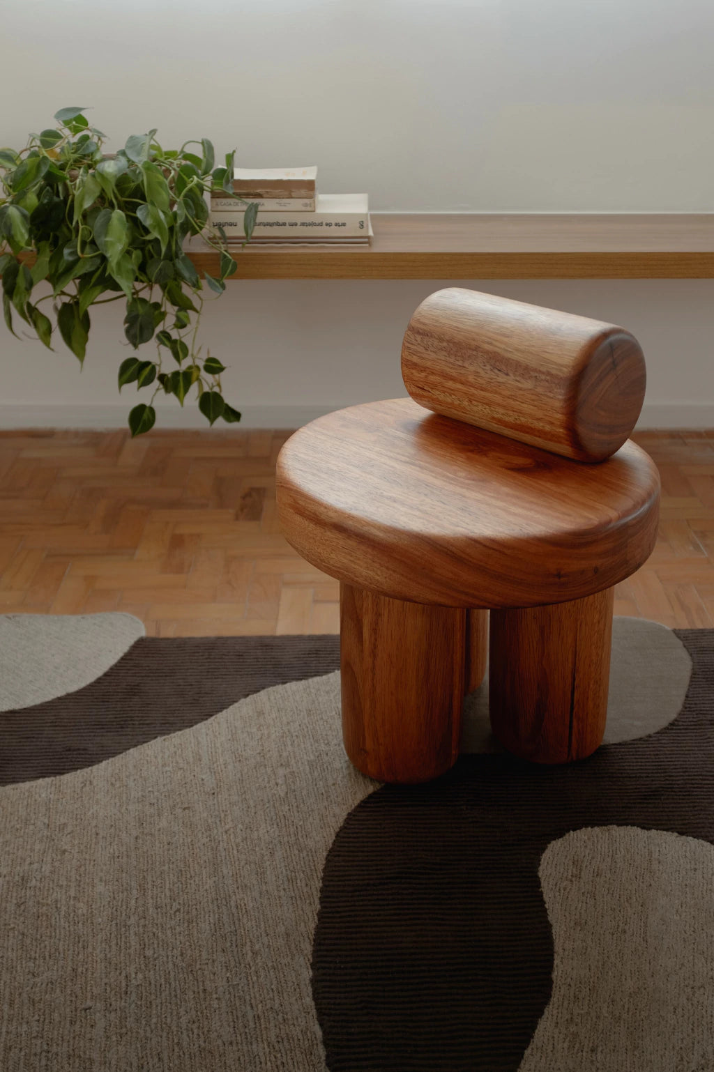 Bimbo Stool