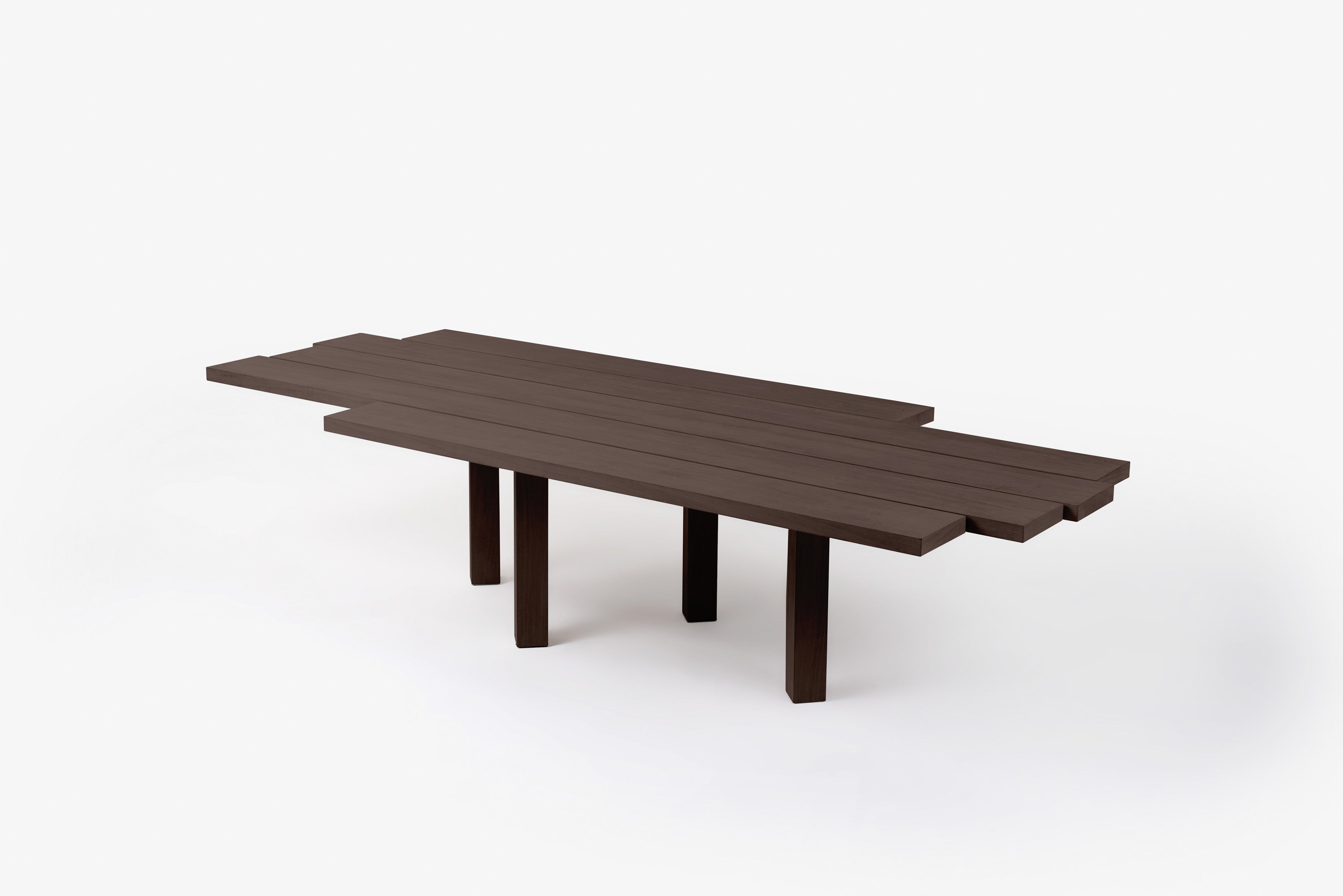 Tabua Dining Table