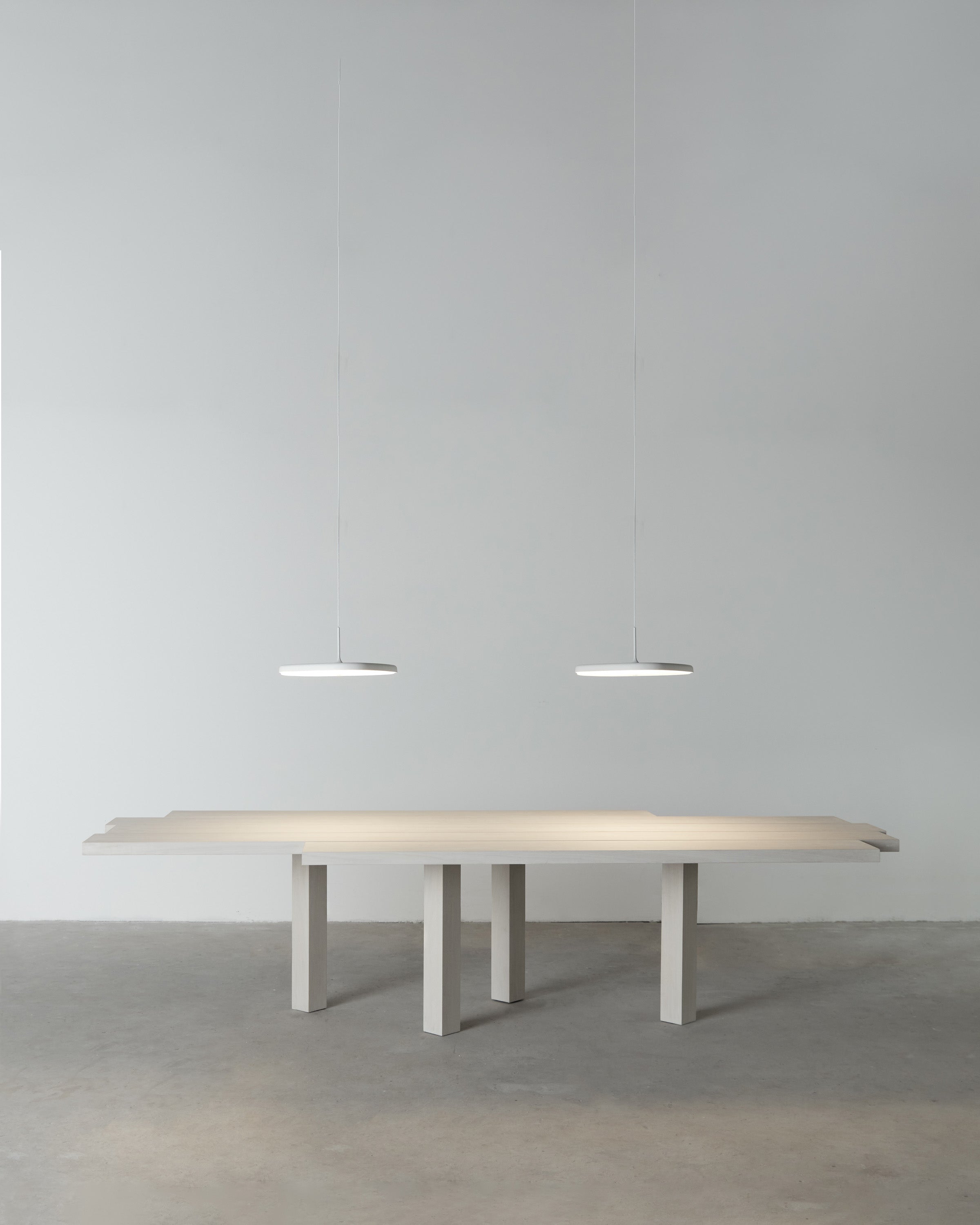 Tabua Dining Table