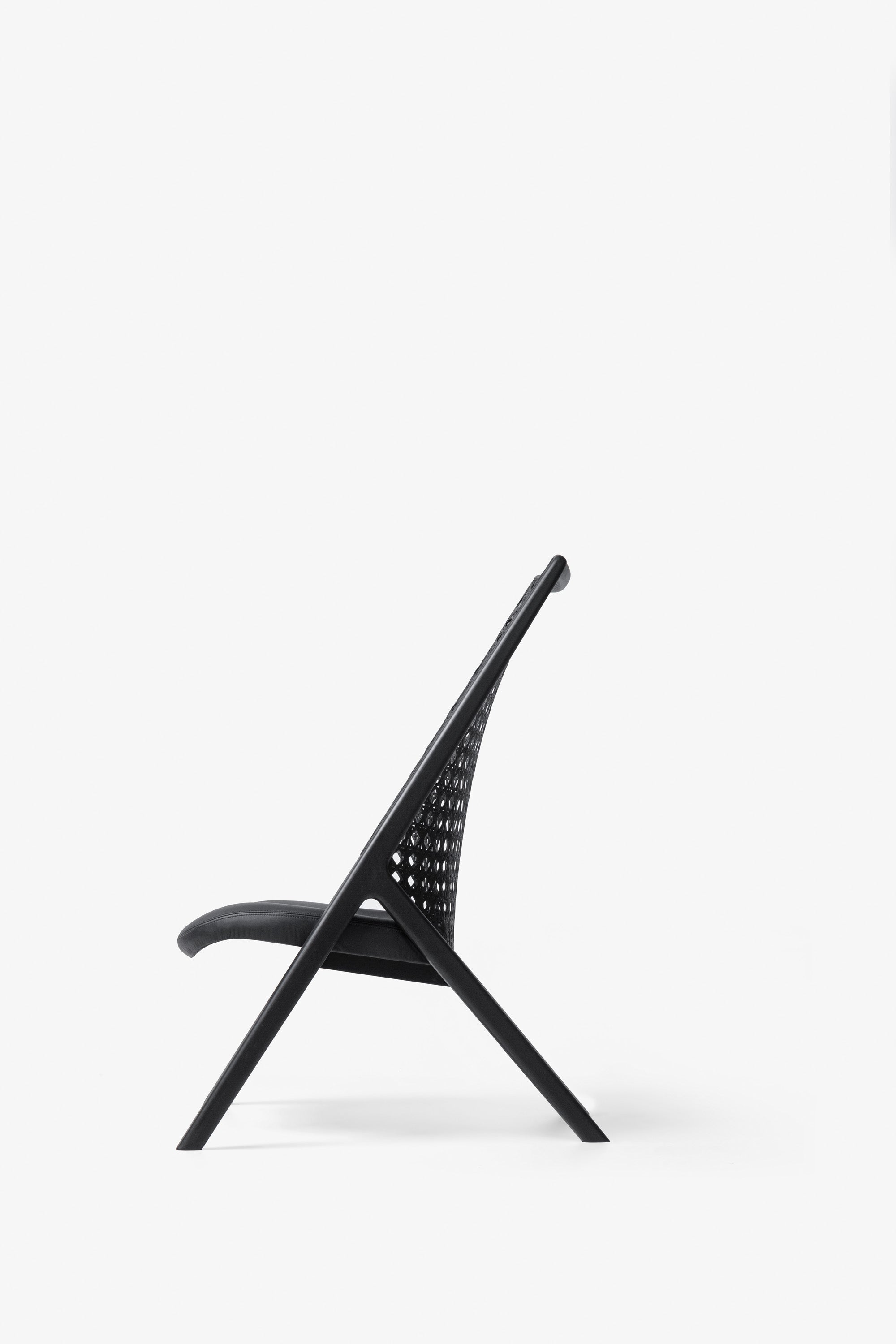 Tela Lounge Chair