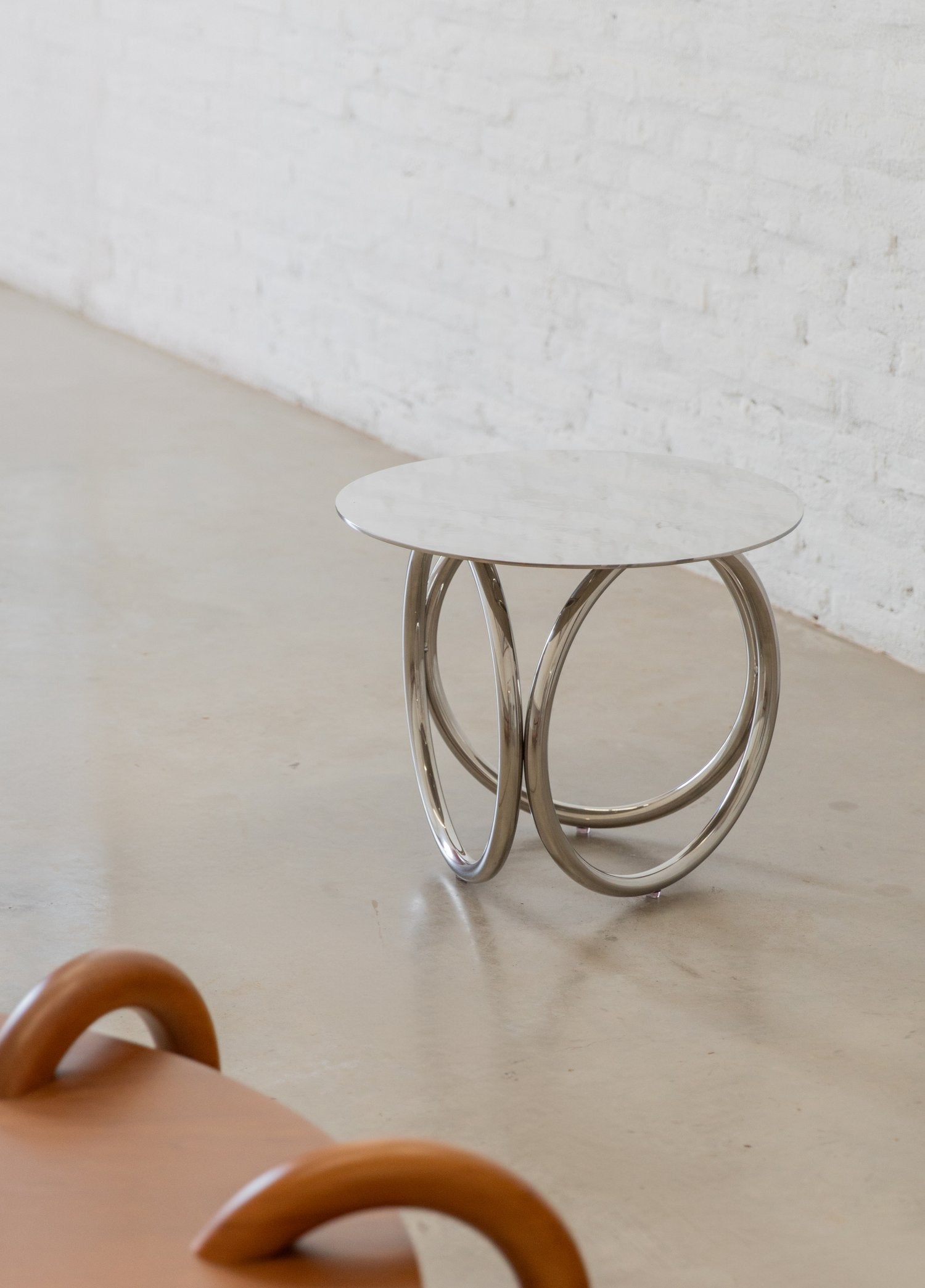 3 Argolas Stainless Steel Side Table