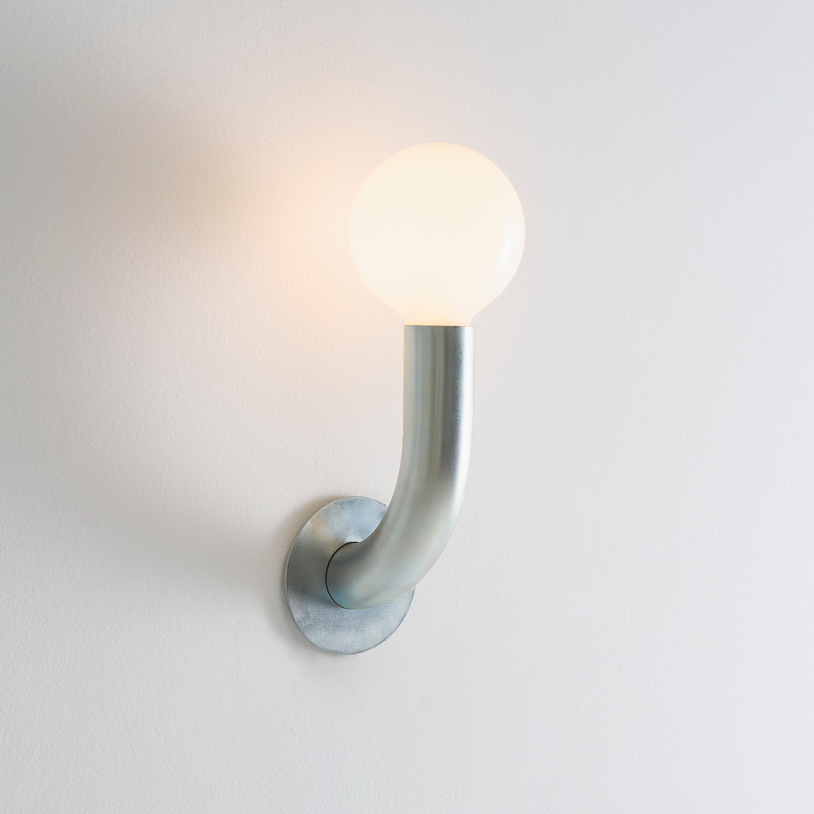 Arandela Curva Zincada