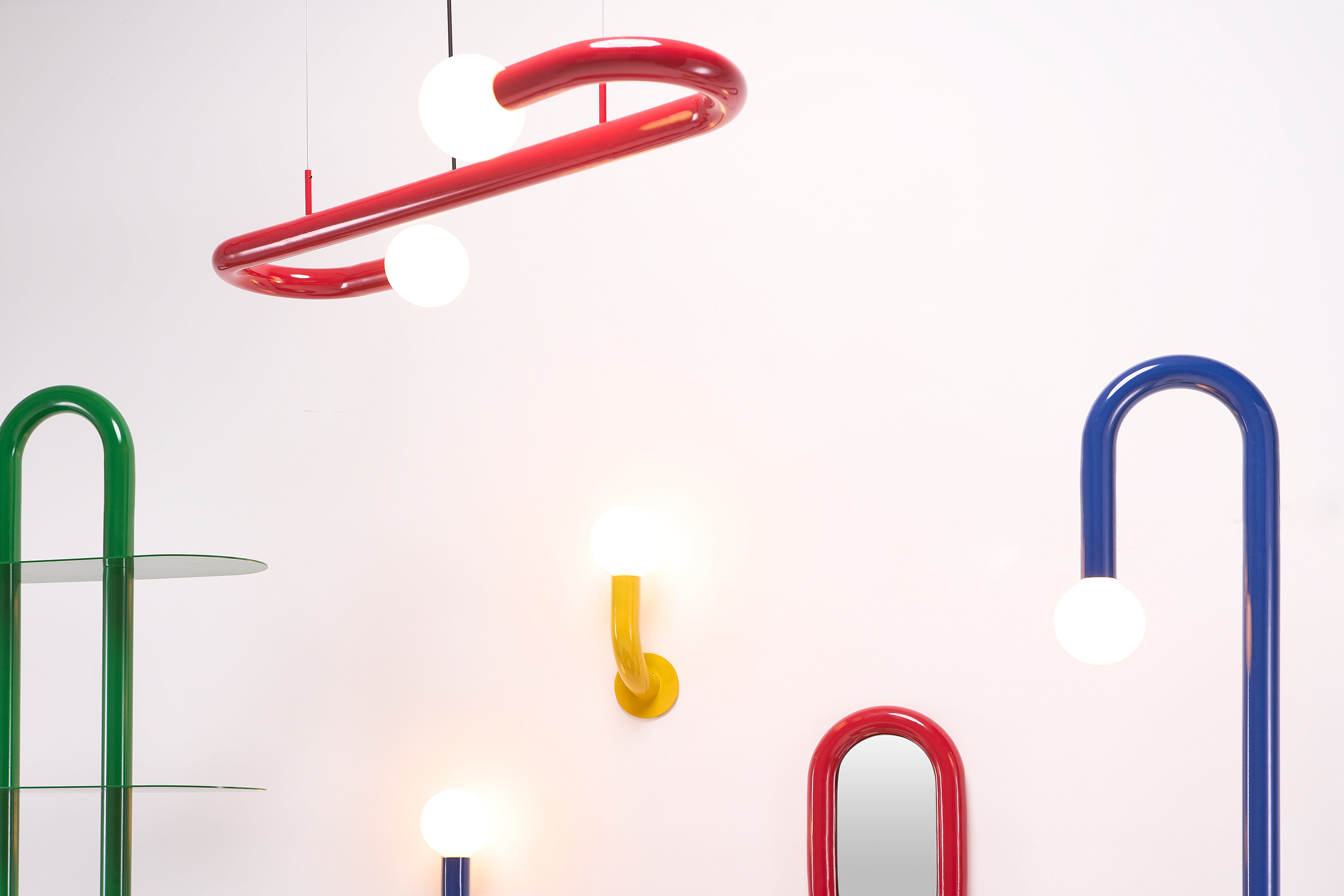 Wall Light Curva