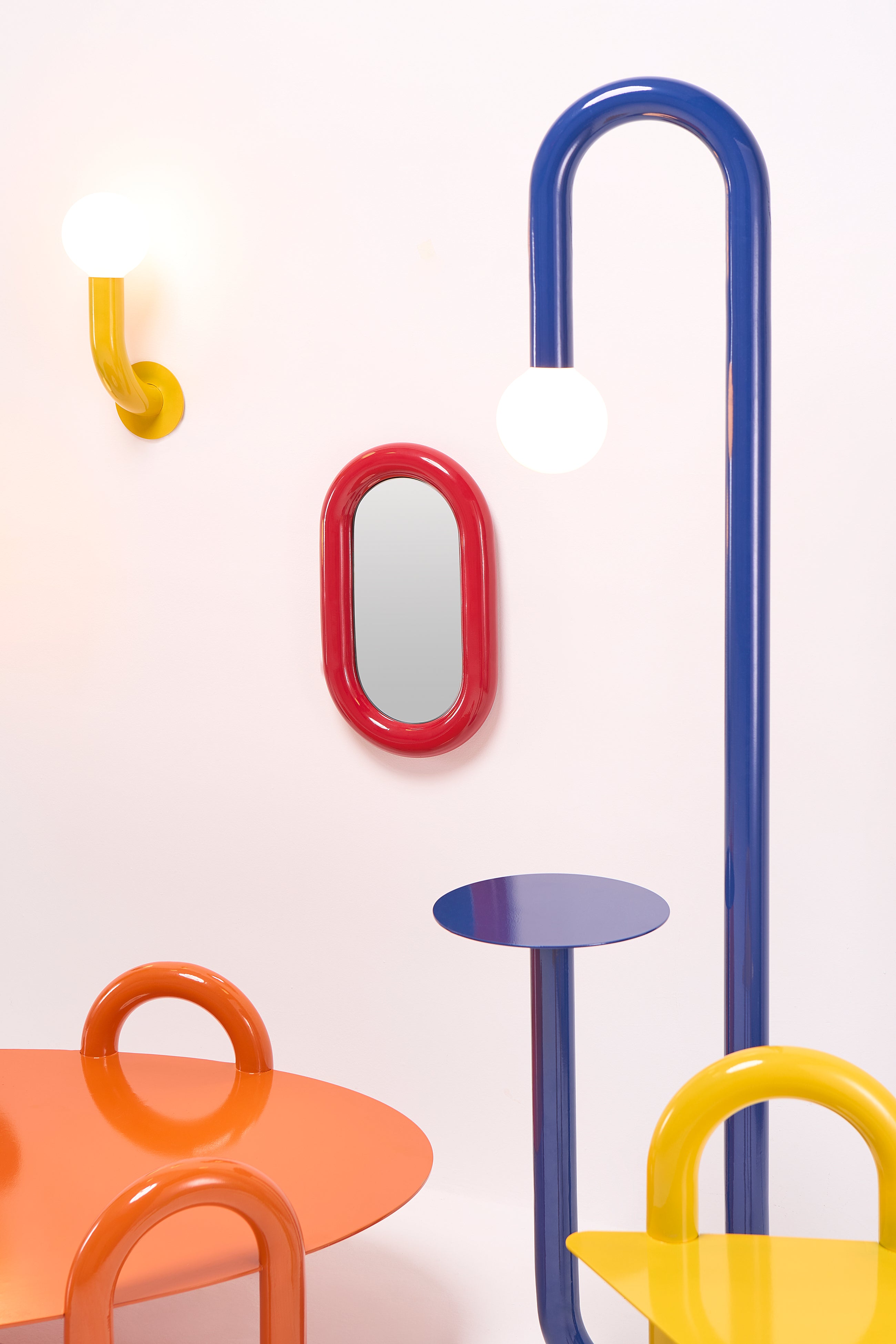Wall Light Curva